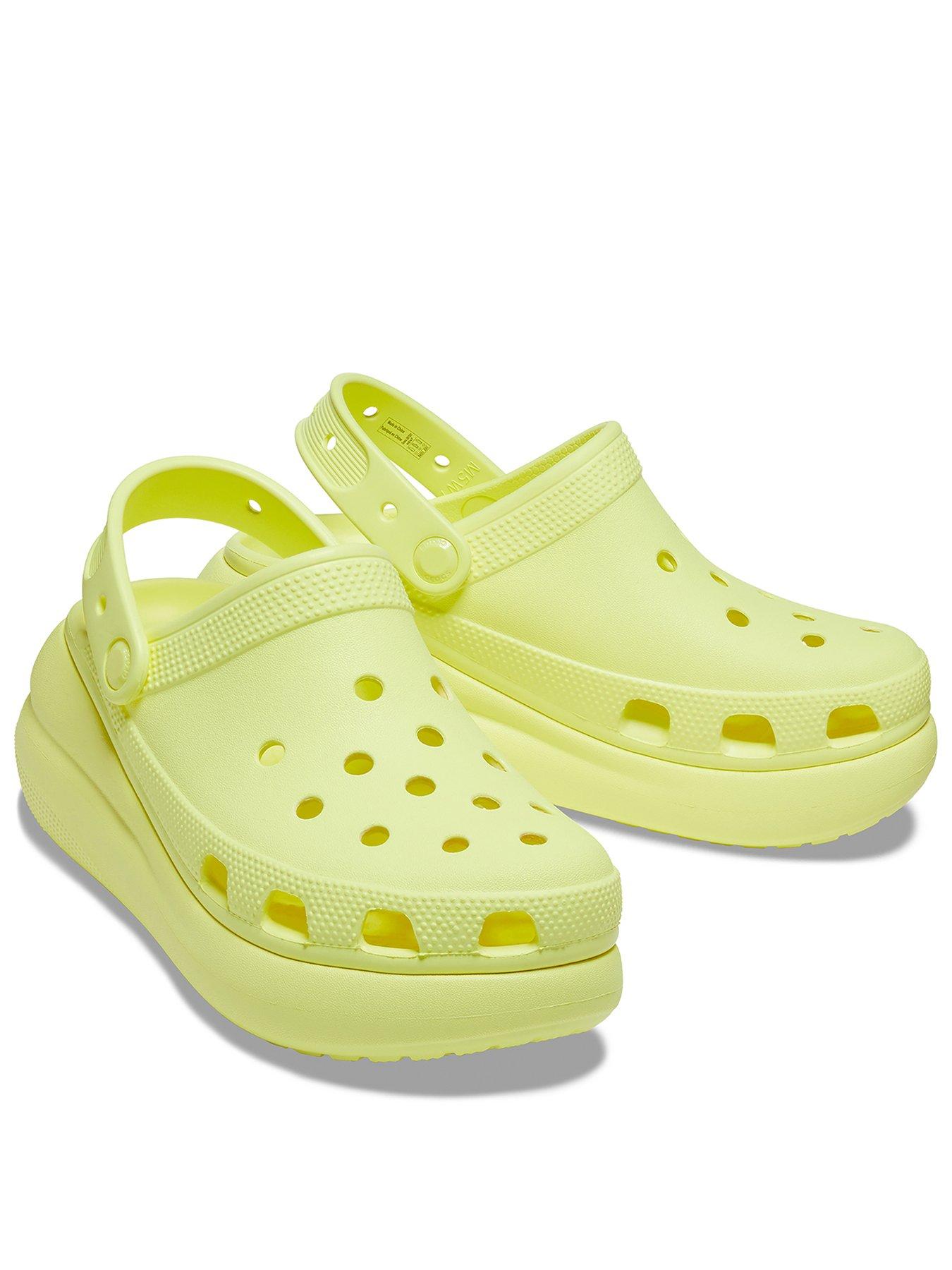 Yellow classic 2025 clog crocs