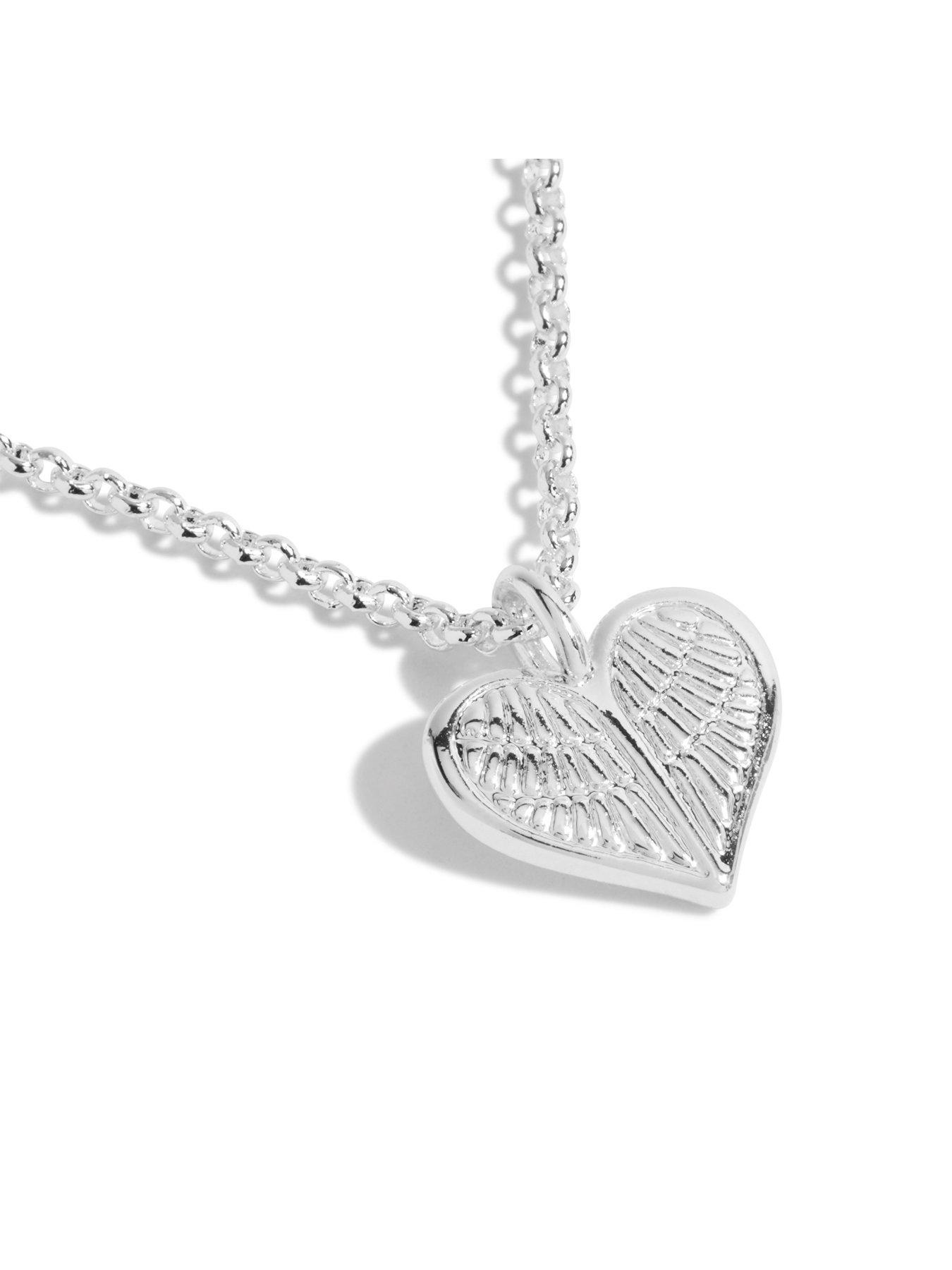 Joma heart sale necklace