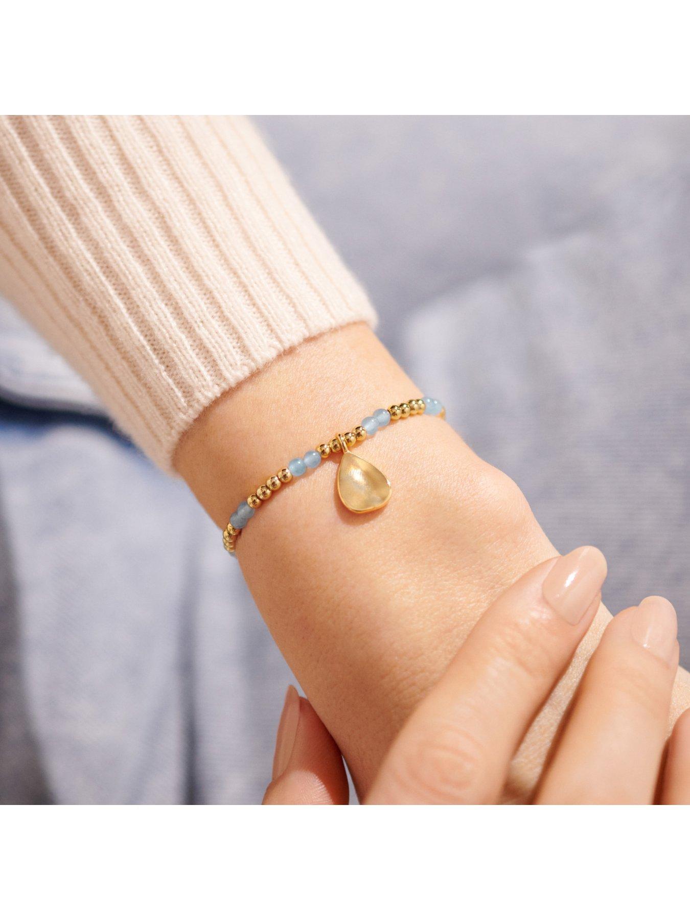 joma-jewellery-march-a-little-birthstone-bracelet-in-gold-platingoutfit