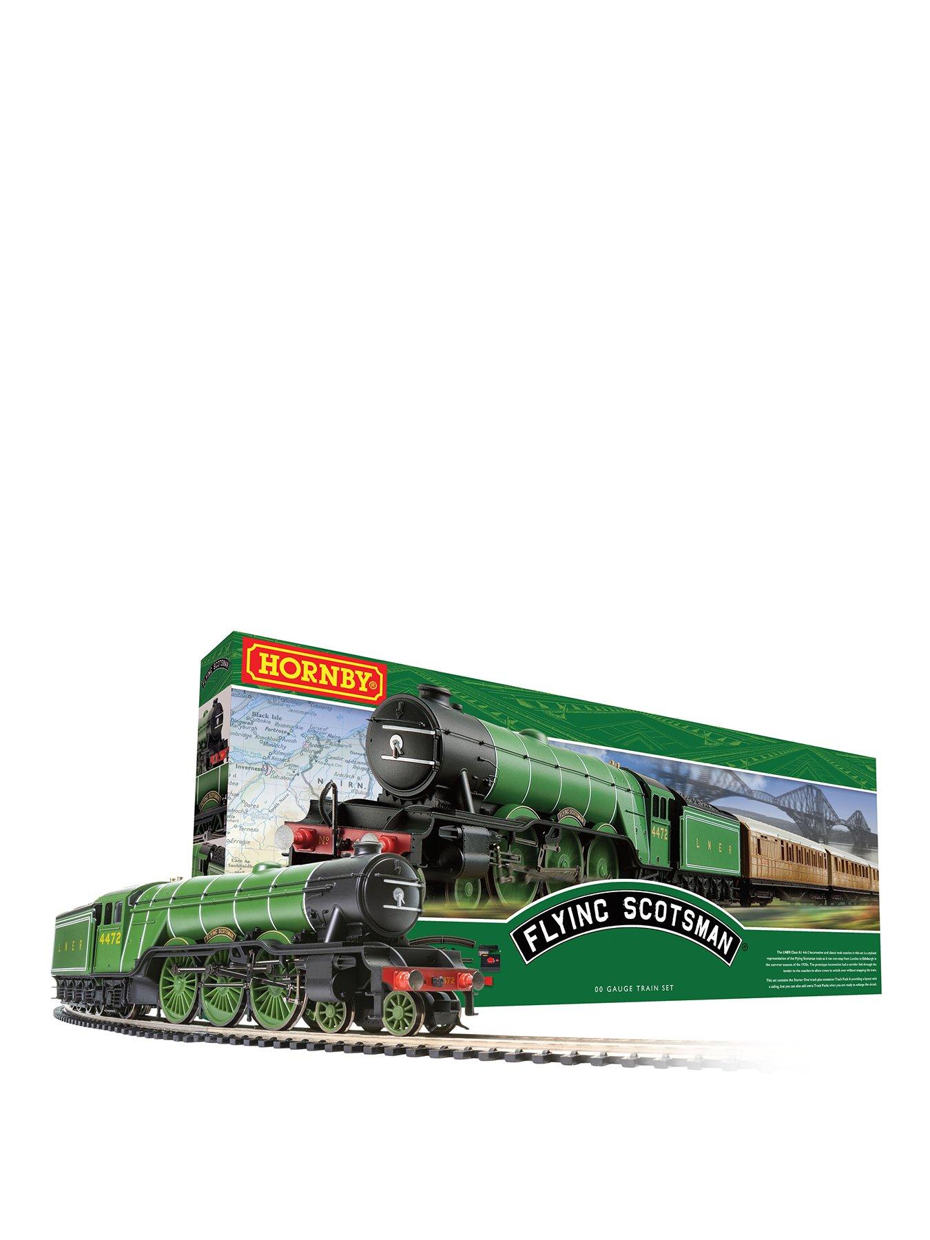 hornby-flying-scotsman-train-set-oo-gauge-r1255mstillFront