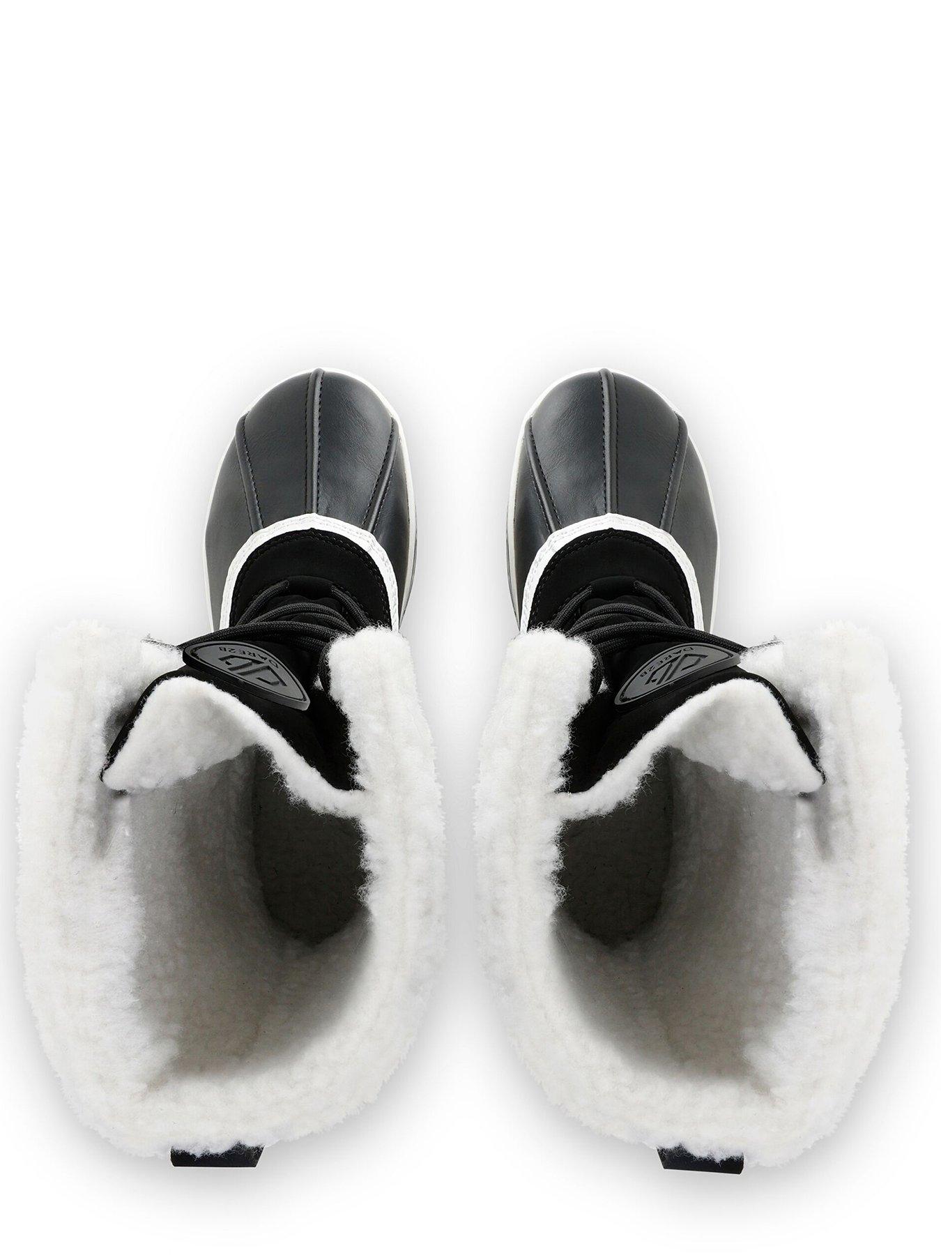 dare-2b-womens-northstar-snow-boots-blackwhiteoutfit