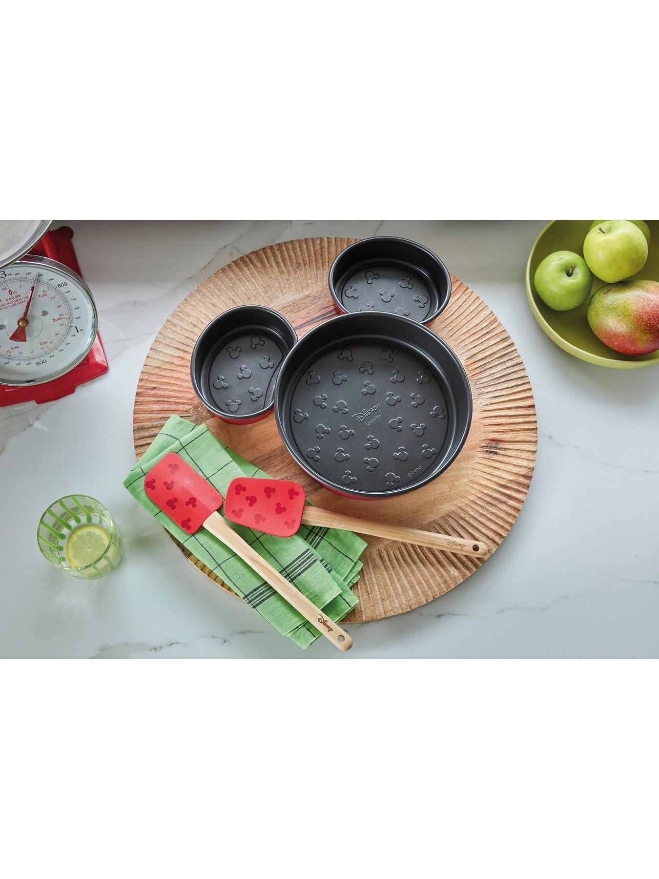 prestige-disney-bake-with-mickey-mouse-3-piece-non-stick-mickey-head-cake-tins-and-2-piece-spatula-setoutfit