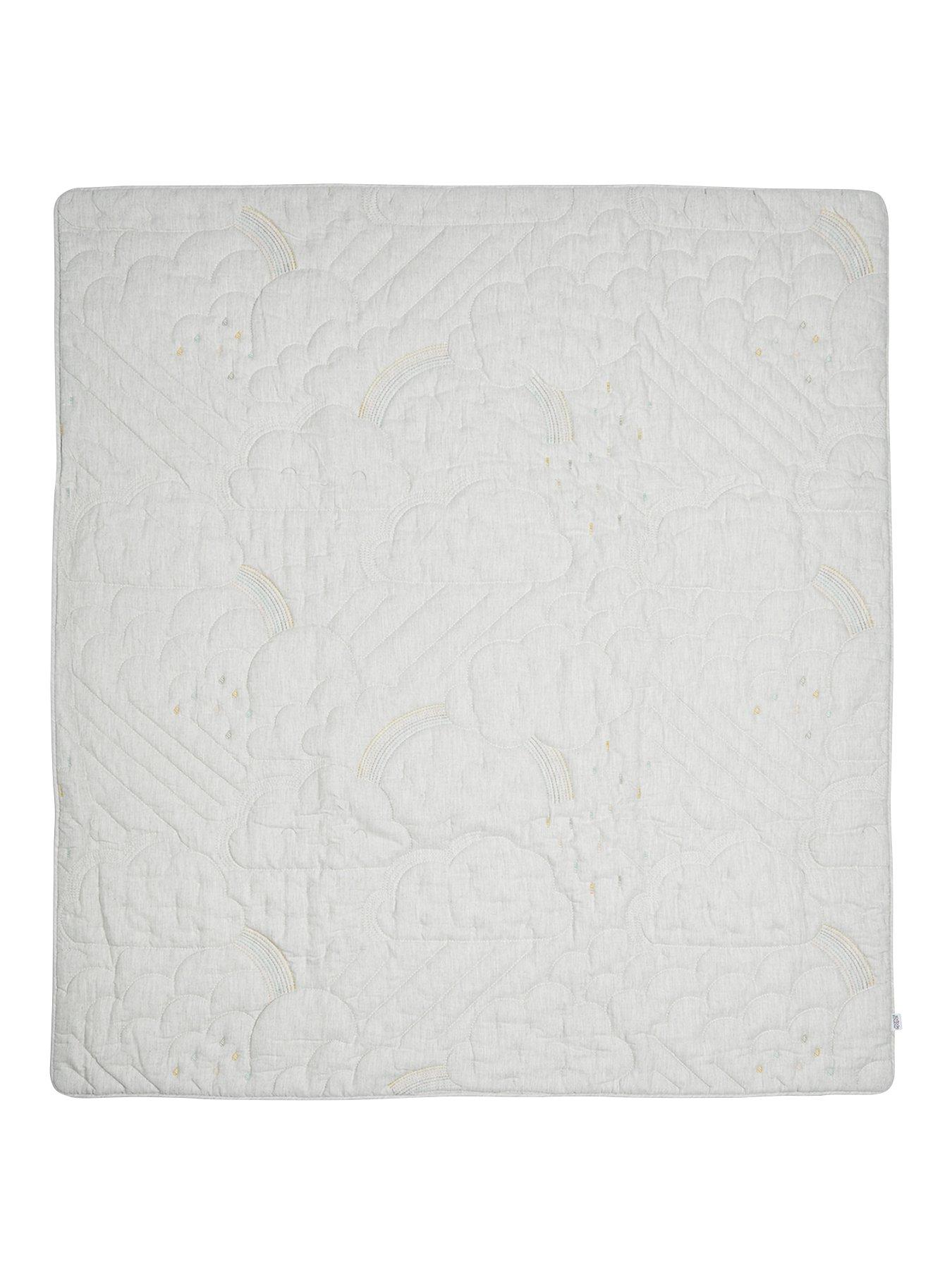 mamas-papas-dream-upon-a-cloud-cotbedcot-quilt--greystillFront