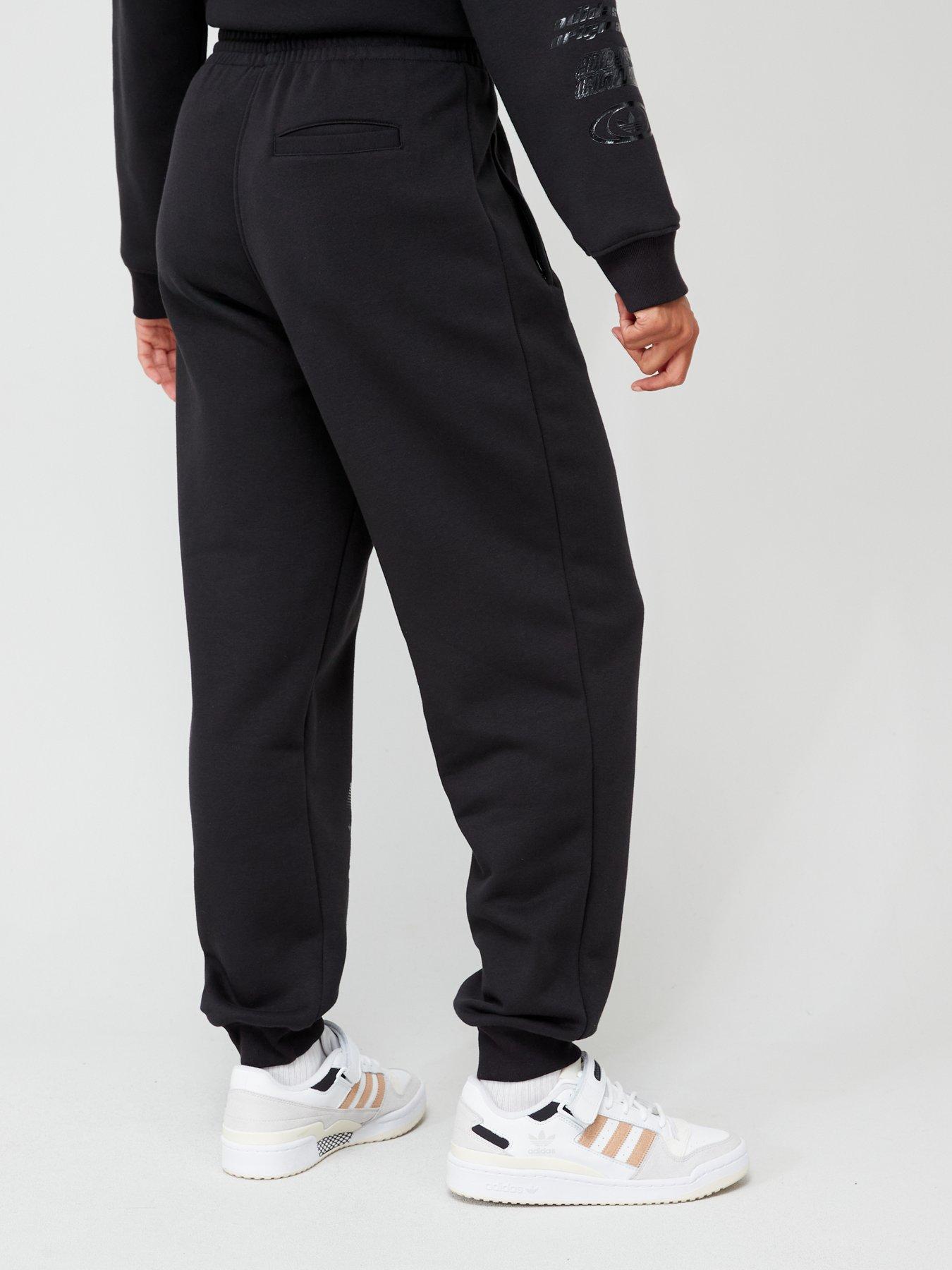 adidas-originals-logo-jogger-blackstillFront