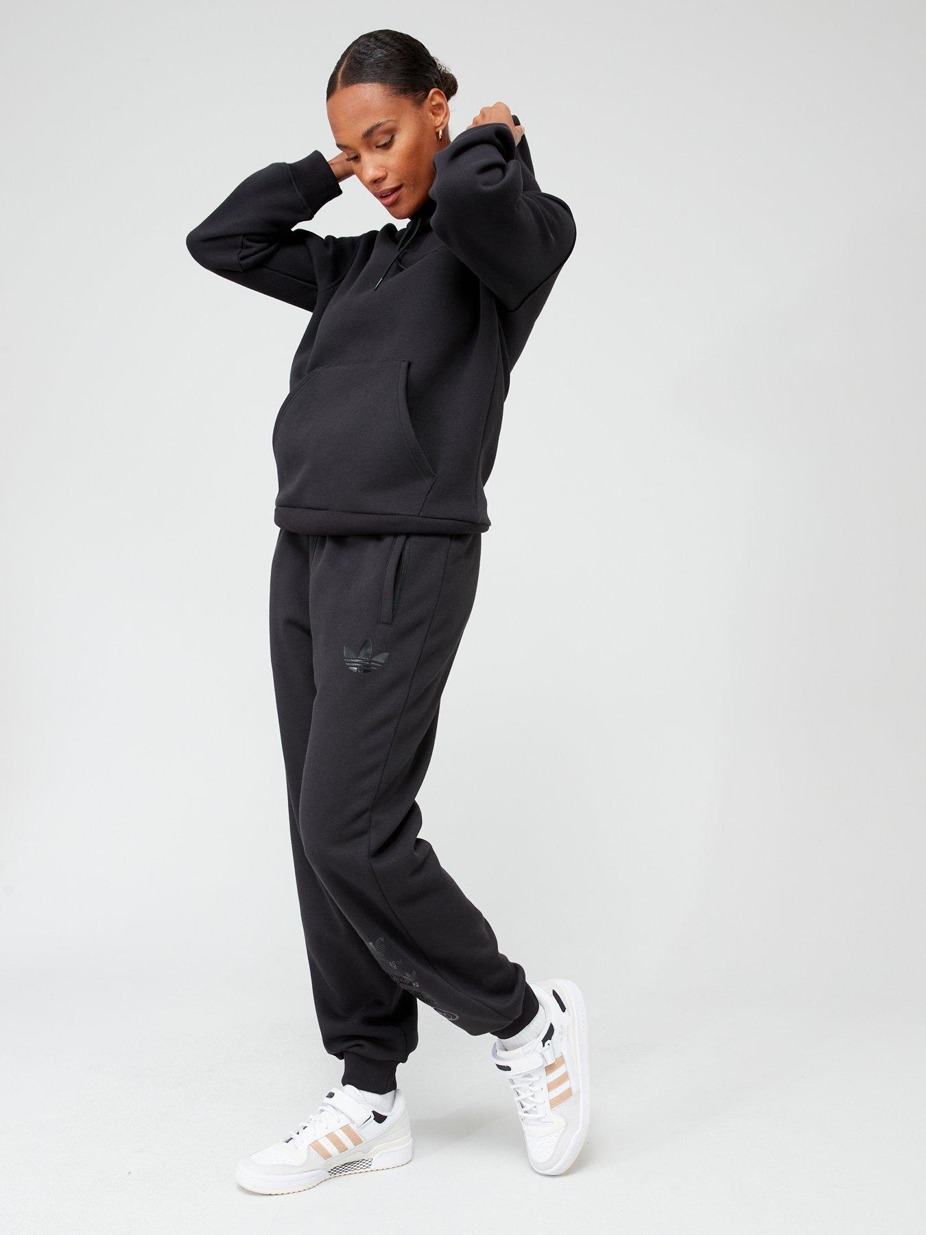 adidas-originals-logo-jogger-blackback