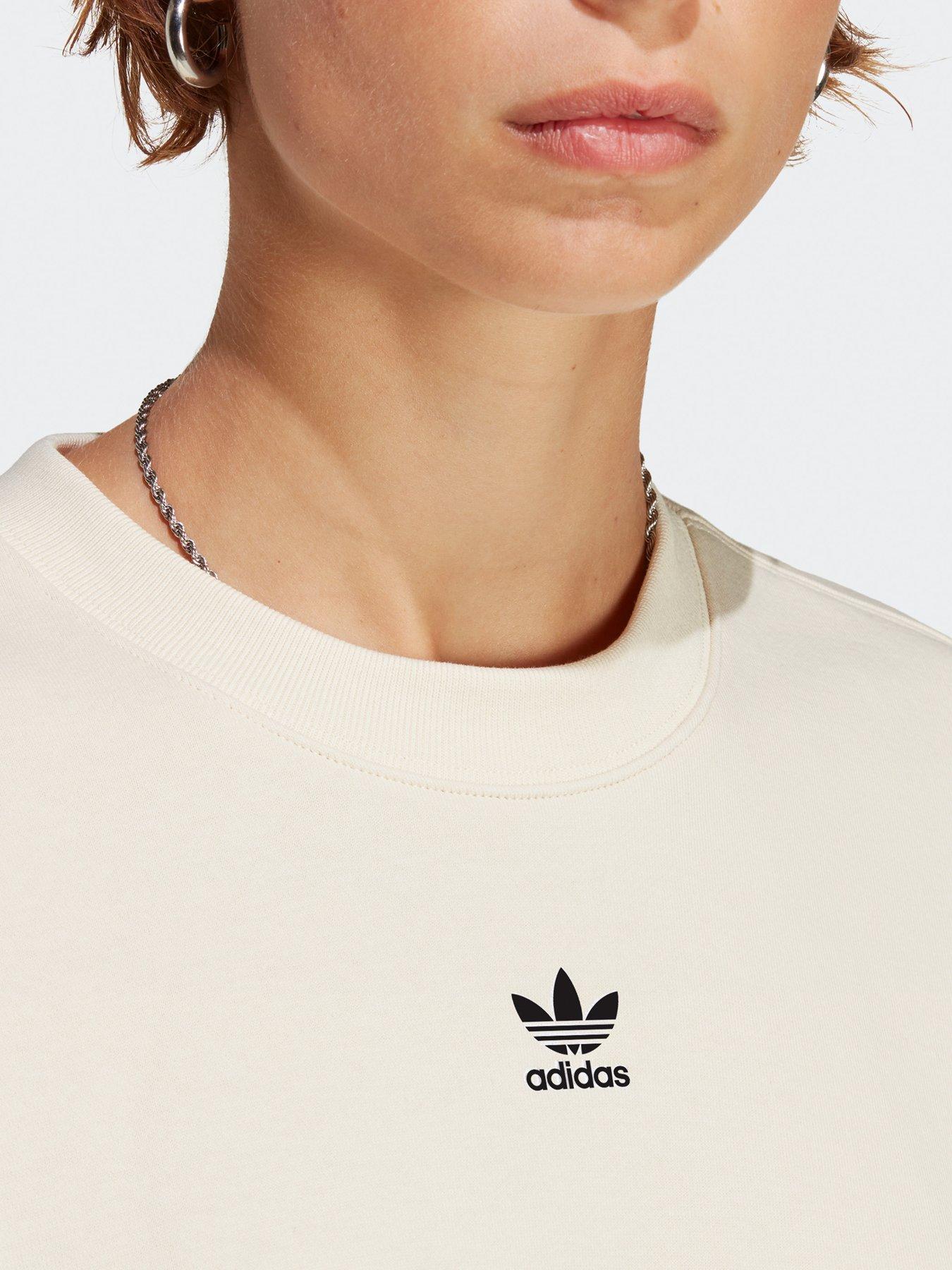 adidas-originals-sweatshirt-creamoutfit