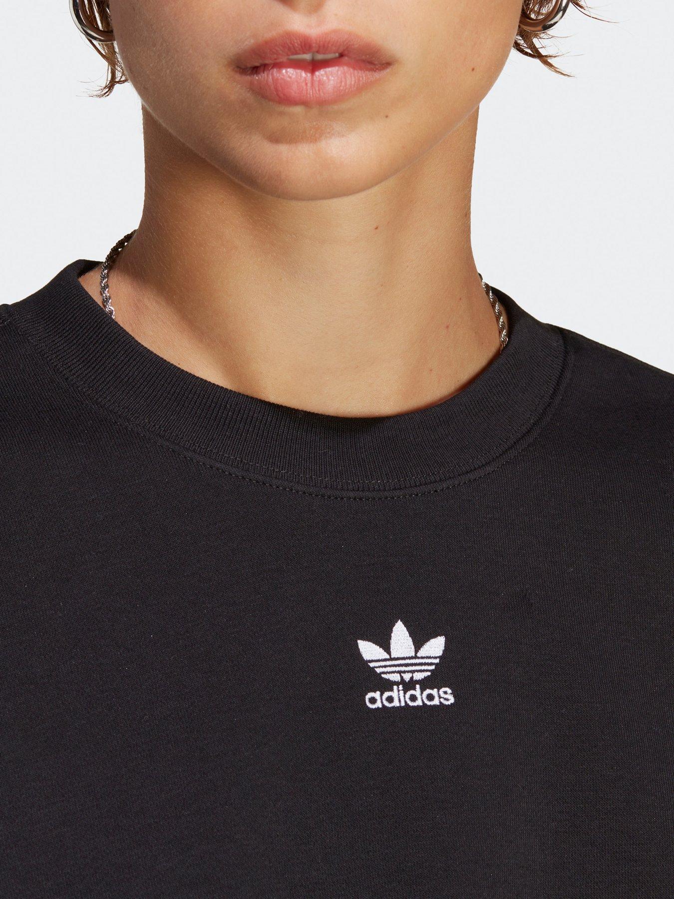 adidas-originals-sweatshirt-blackoutfit