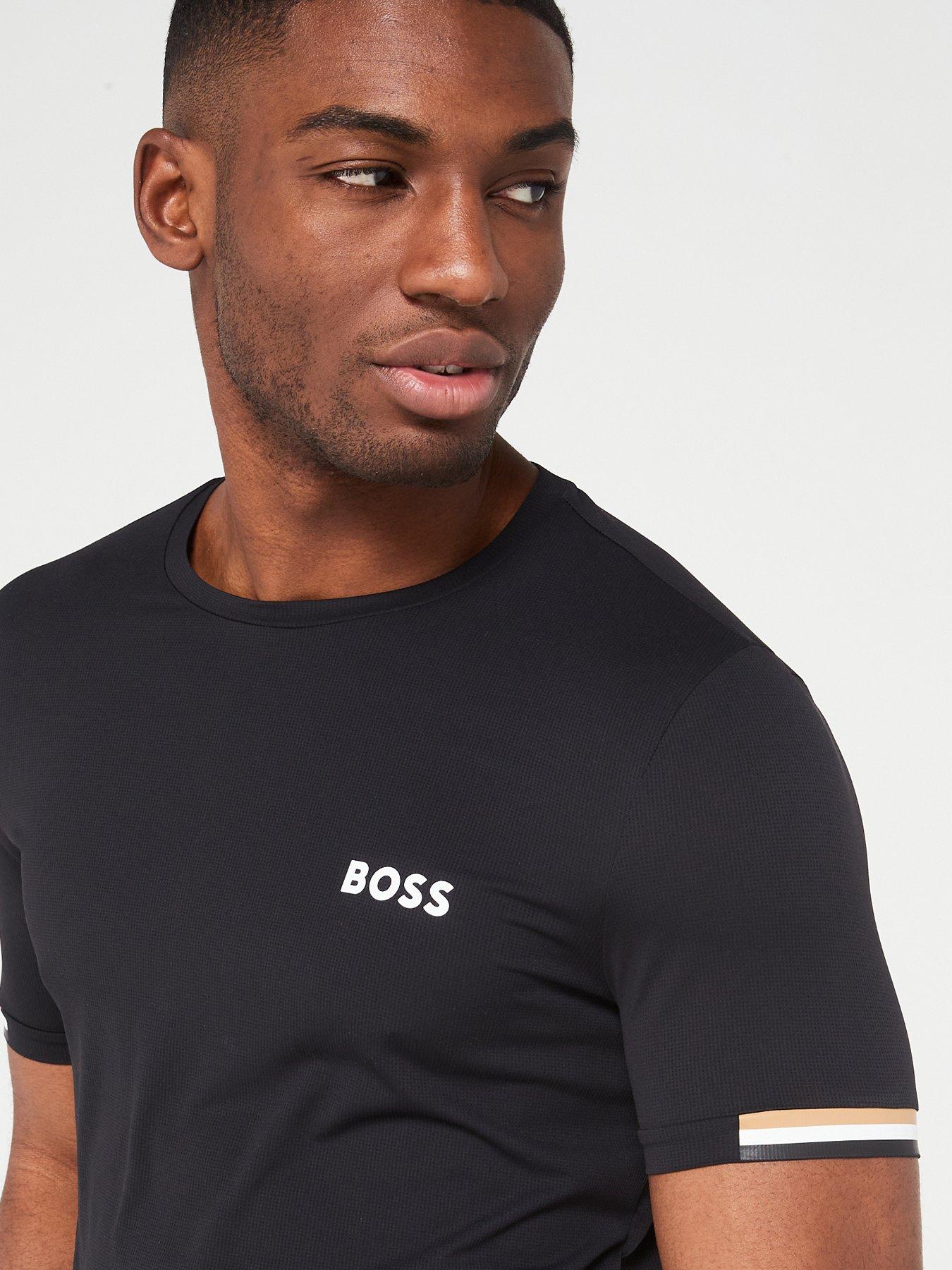 boss-mens-technicalnbsplogo-t-shirt-blacknbspoutfit