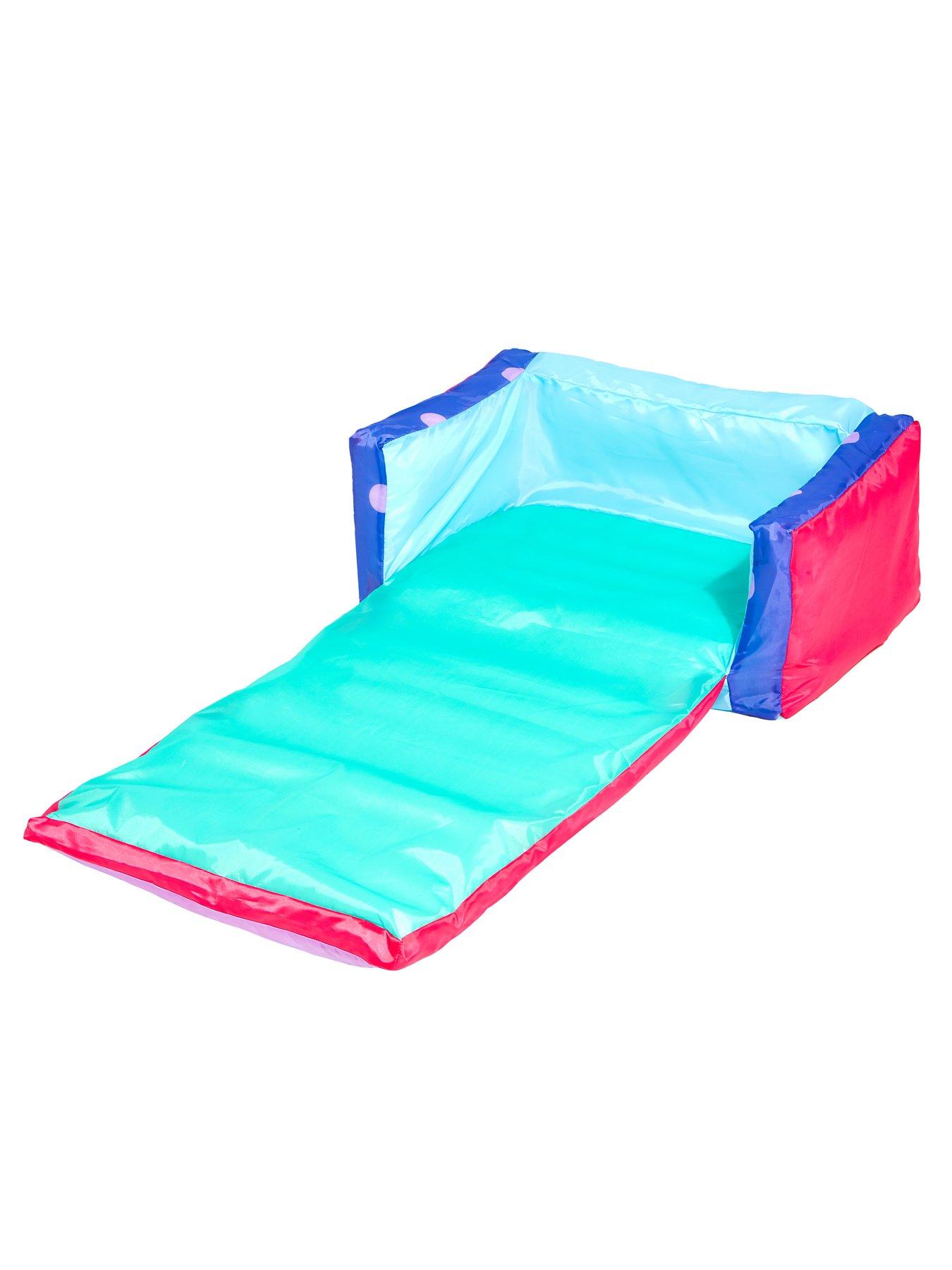 bluey-bluey-flip-out-mini-sofa-2-in-1-kids-inflatable-sofa-and-loungeroutfit