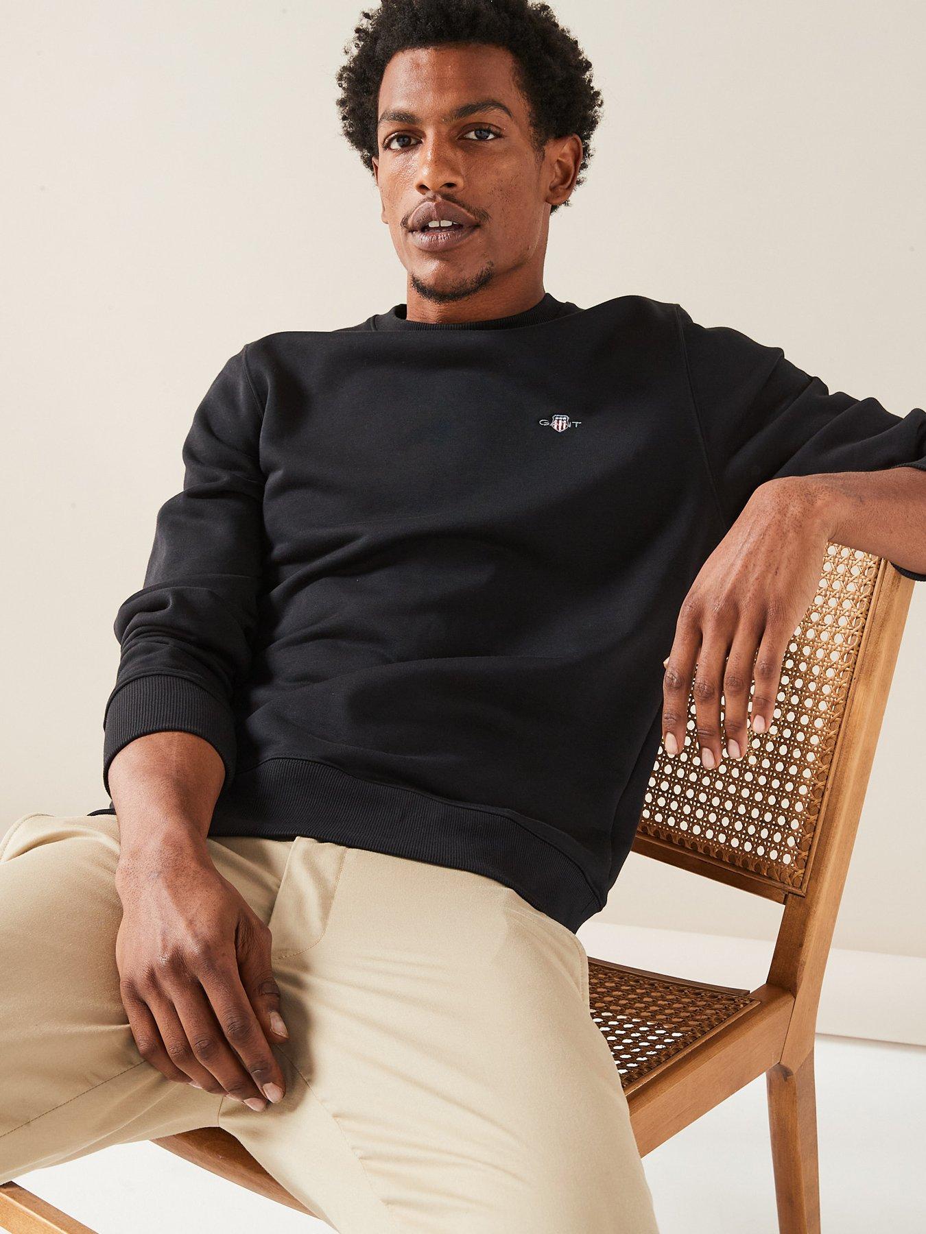 gant-regular-fit-shield-c-neck-sweat-blackoutfit