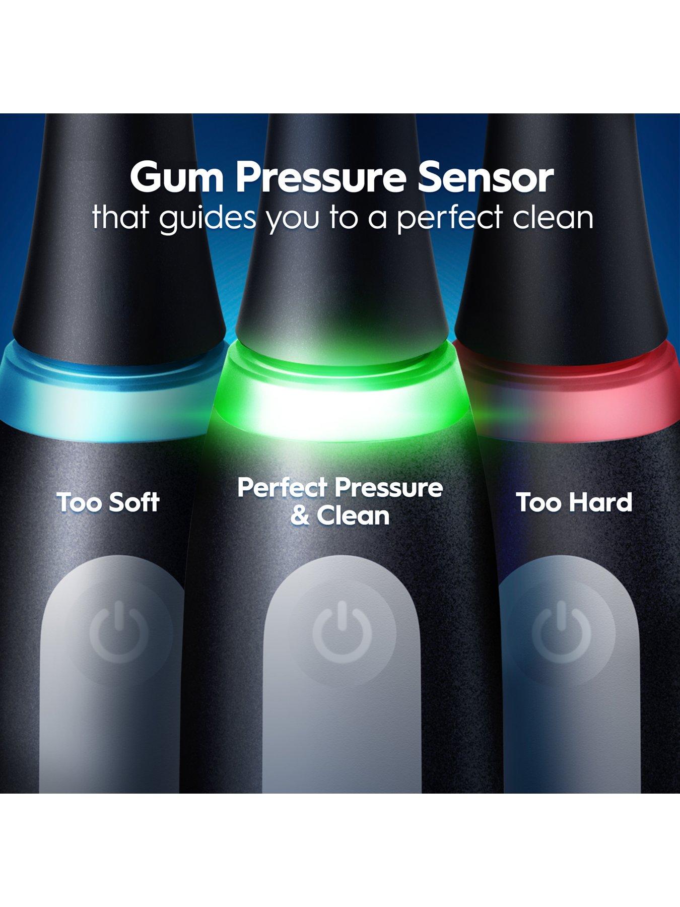 Image 2 of 7 of Oral-B Oral-B iO3 Matt Black