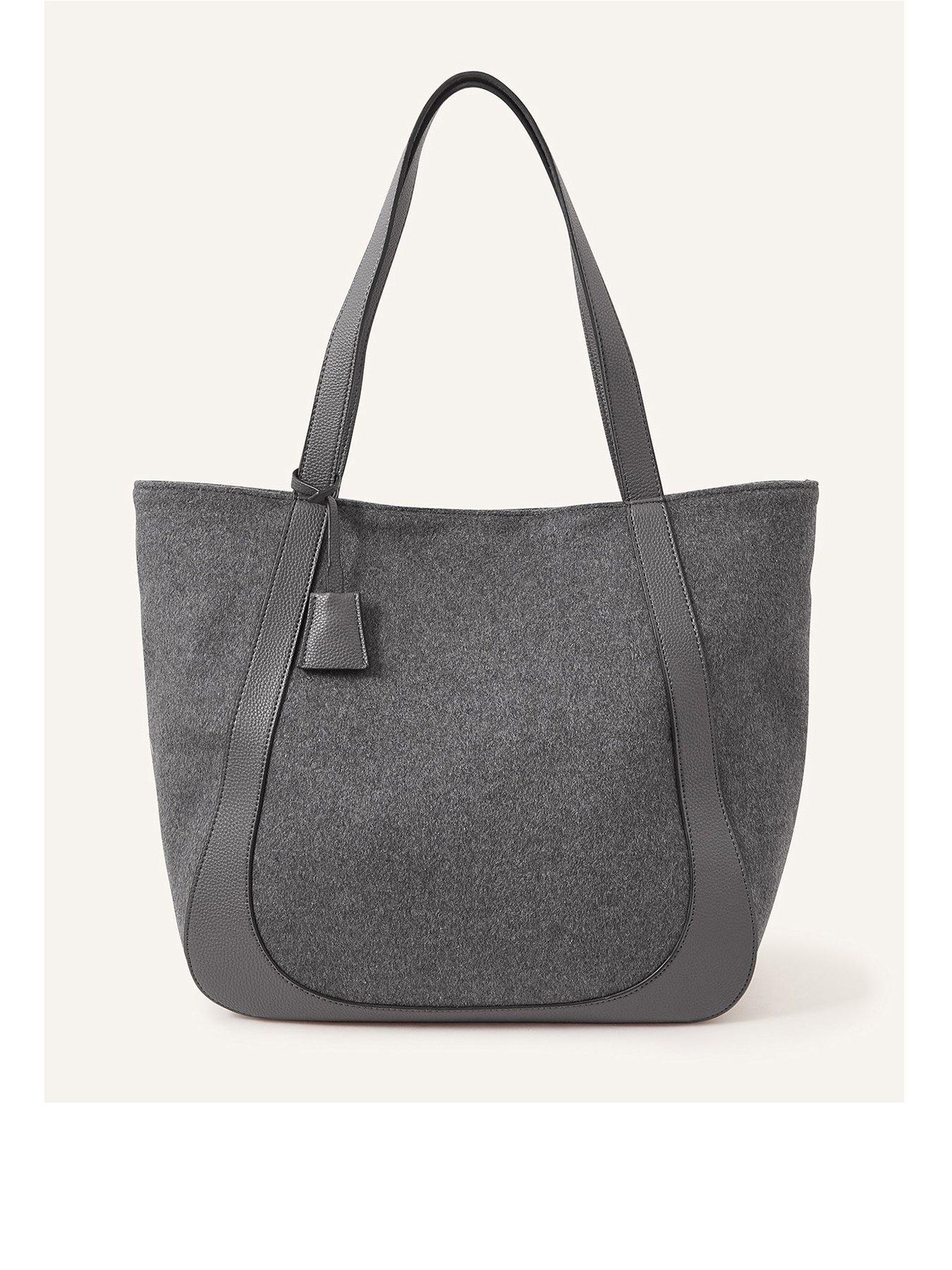 accessorize-felt-shoulder-bagfront