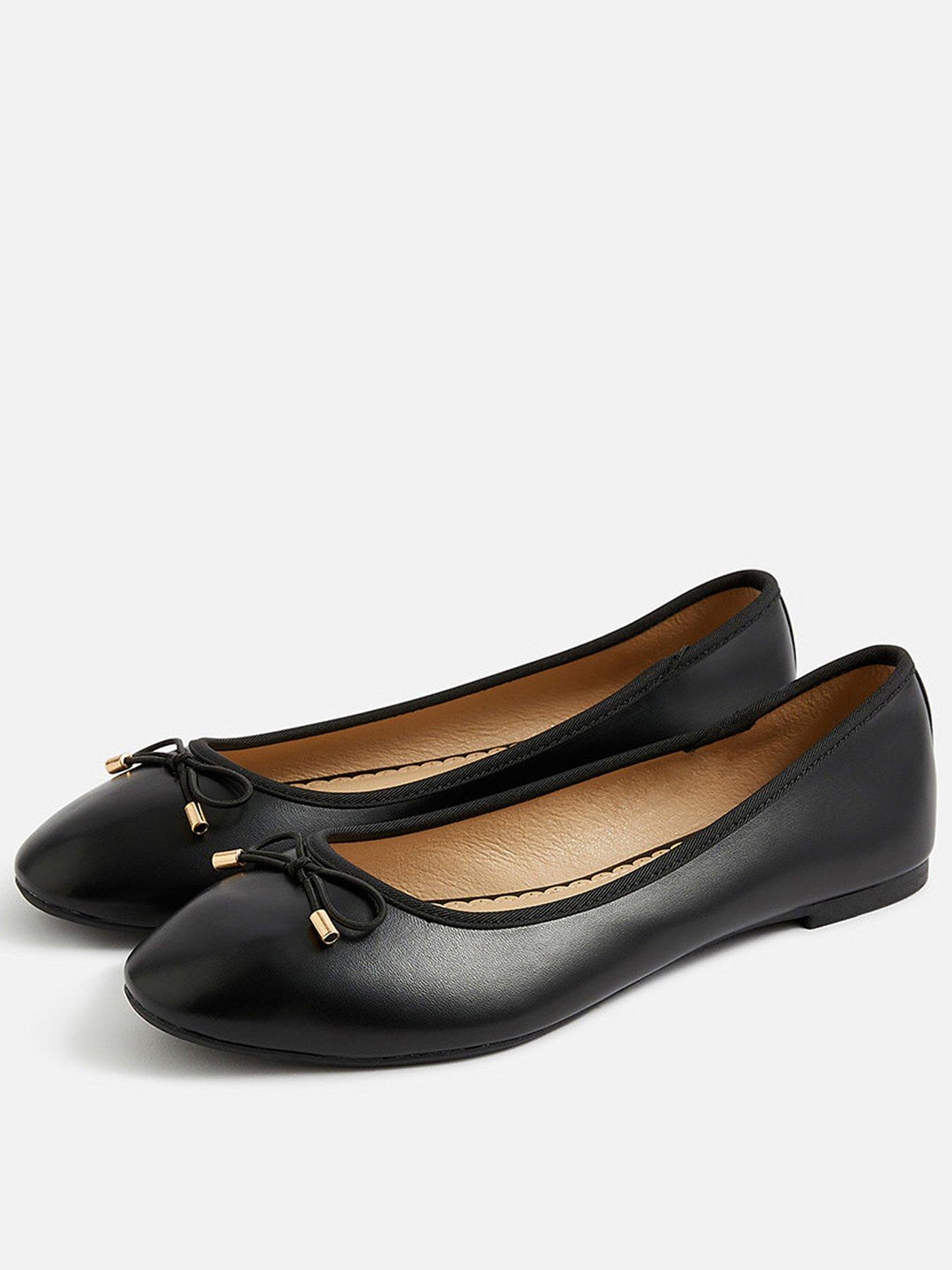 Image 1 of 4 of Accessorize Plain Pu Ballerina - Black