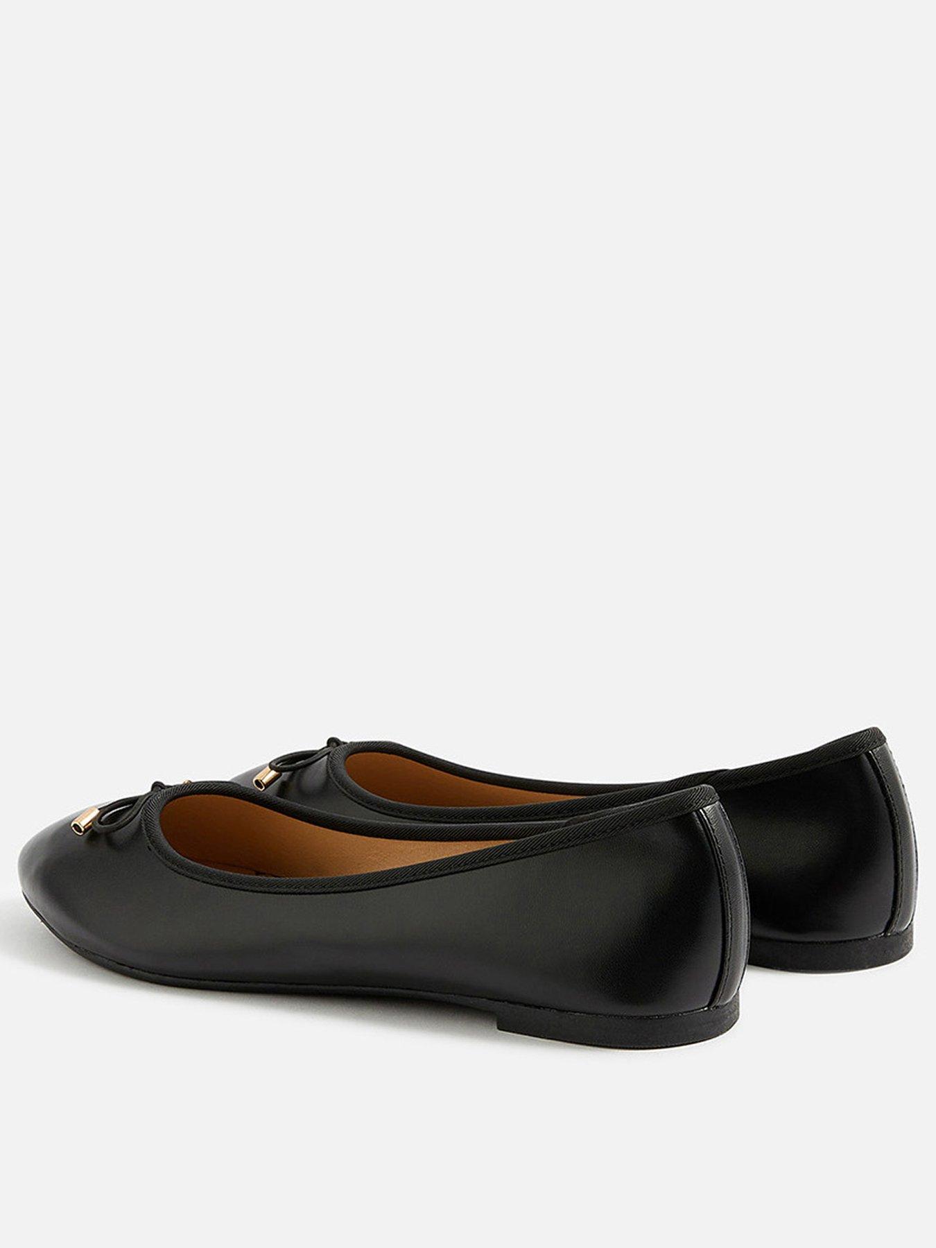 Image 3 of 4 of Accessorize Plain Pu Ballerina - Black