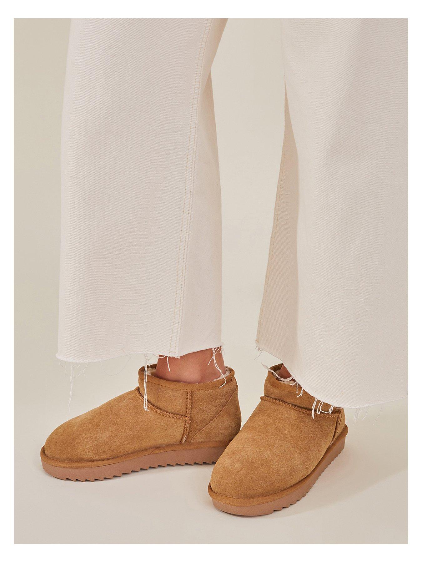 Image 2 of 4 of Accessorize Mini Suede Boot - Brown
