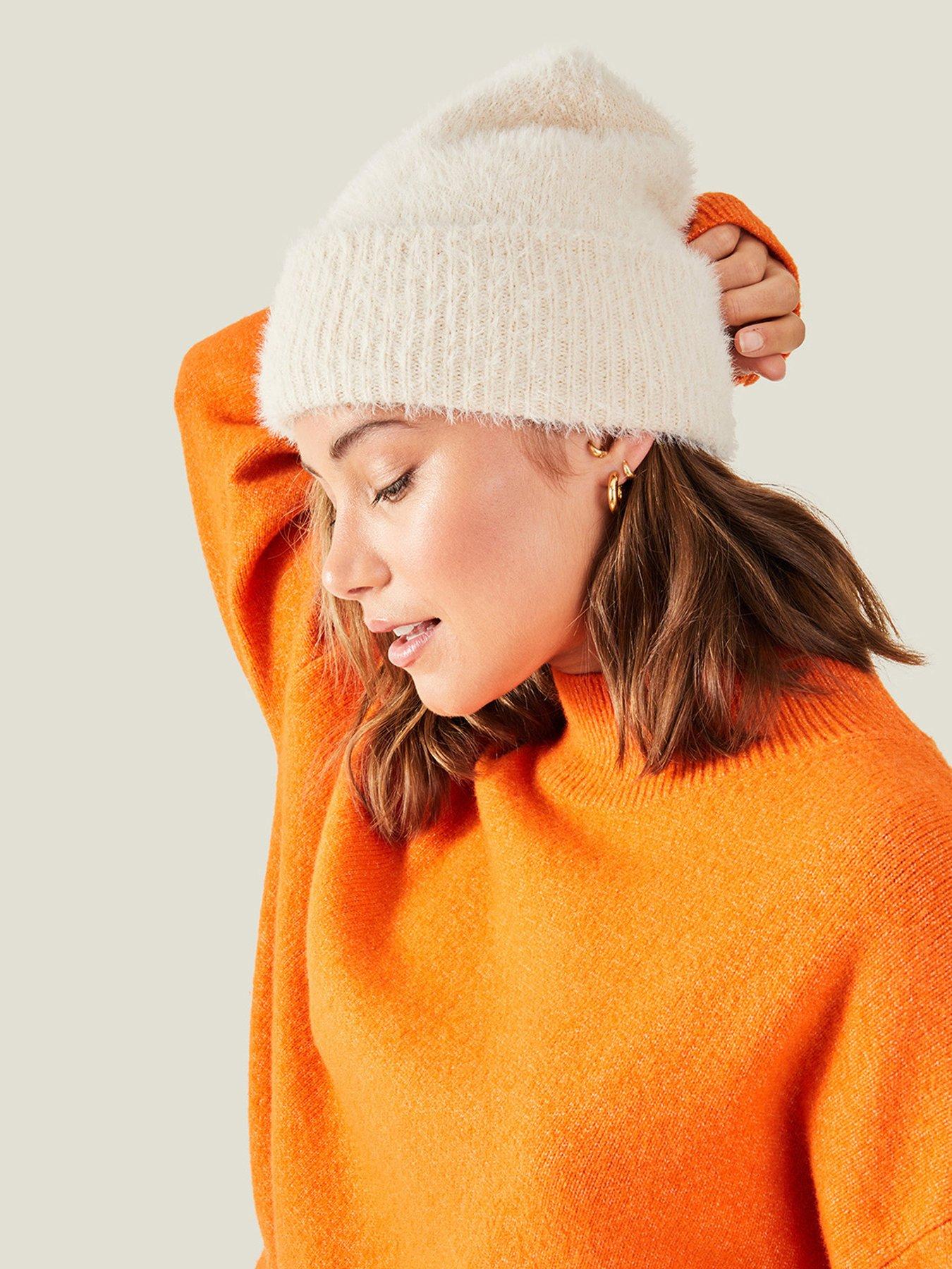 accessorize-fluffy-beaniestillFront