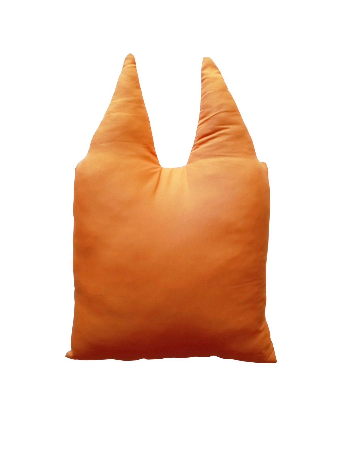 bluey-bingo-shaped-cushion-orangeback