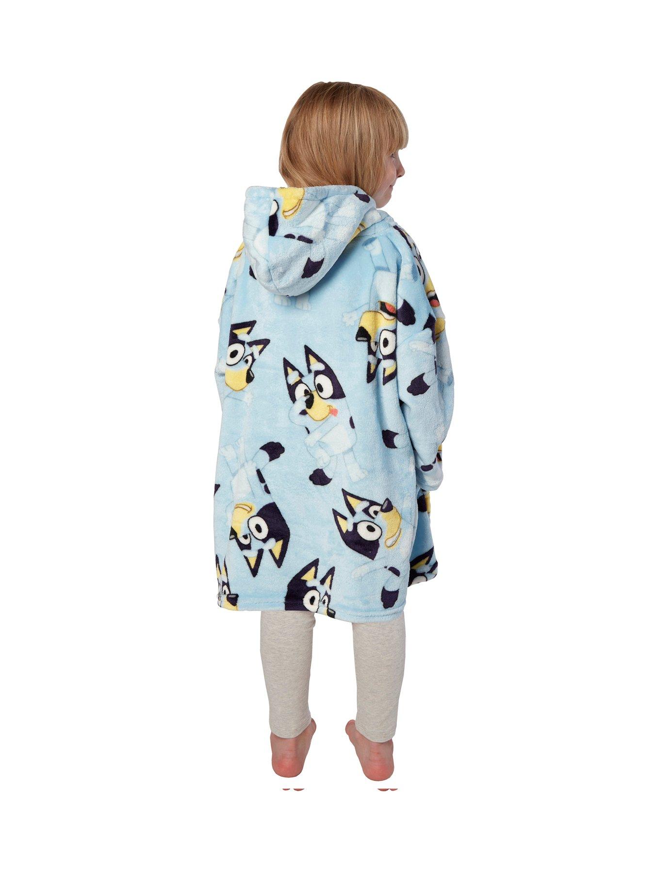bluey-wearable-hooded-blanket-small-bluedetail