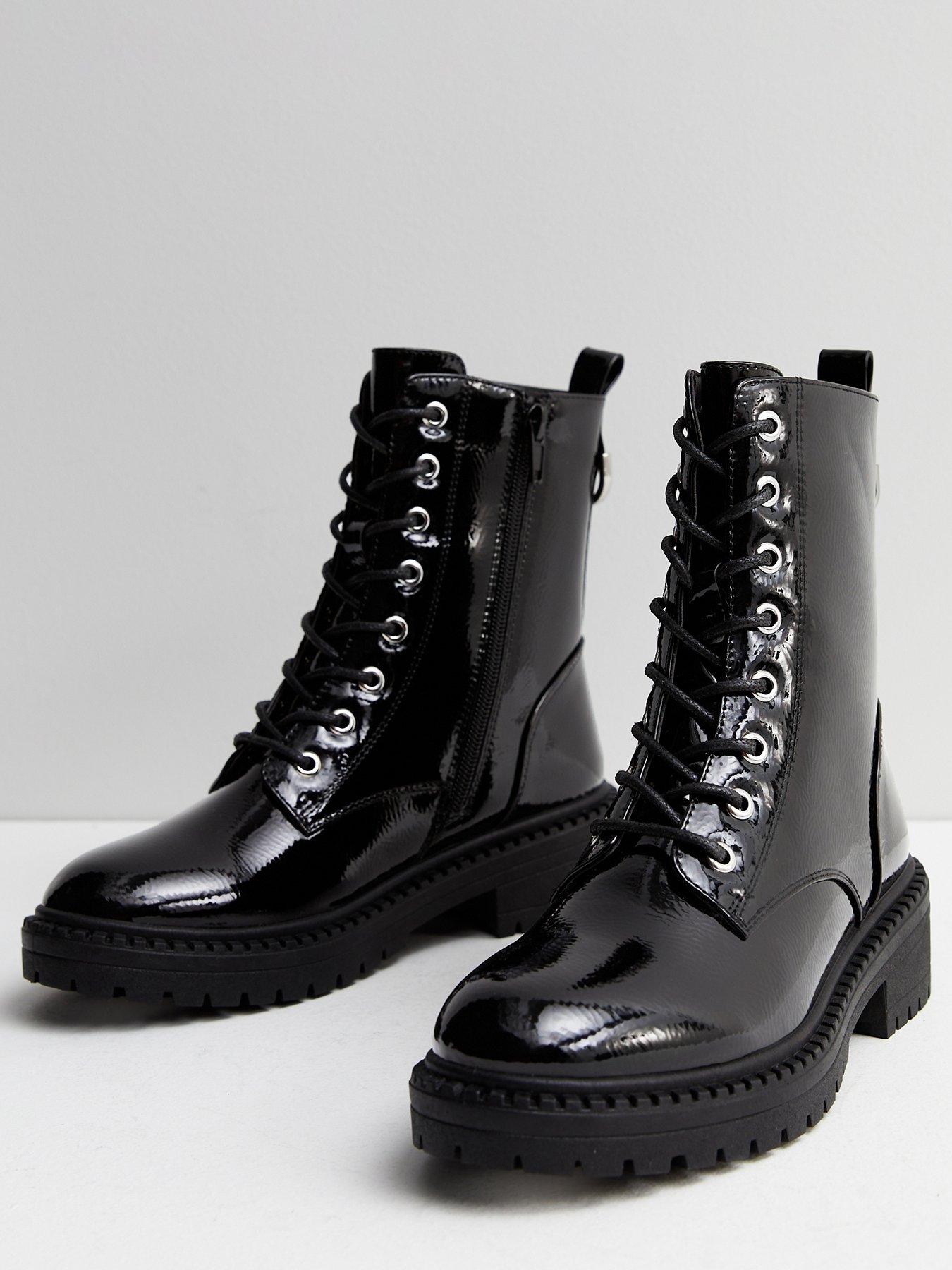 Flat lace clearance up biker boots