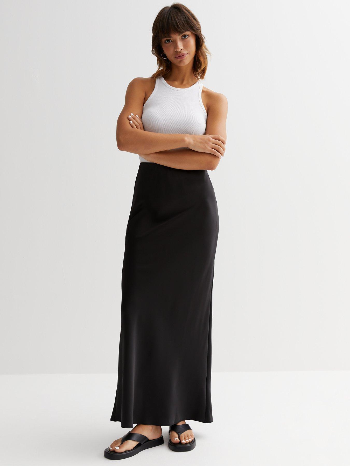 Bias cut outlet skirt maxi