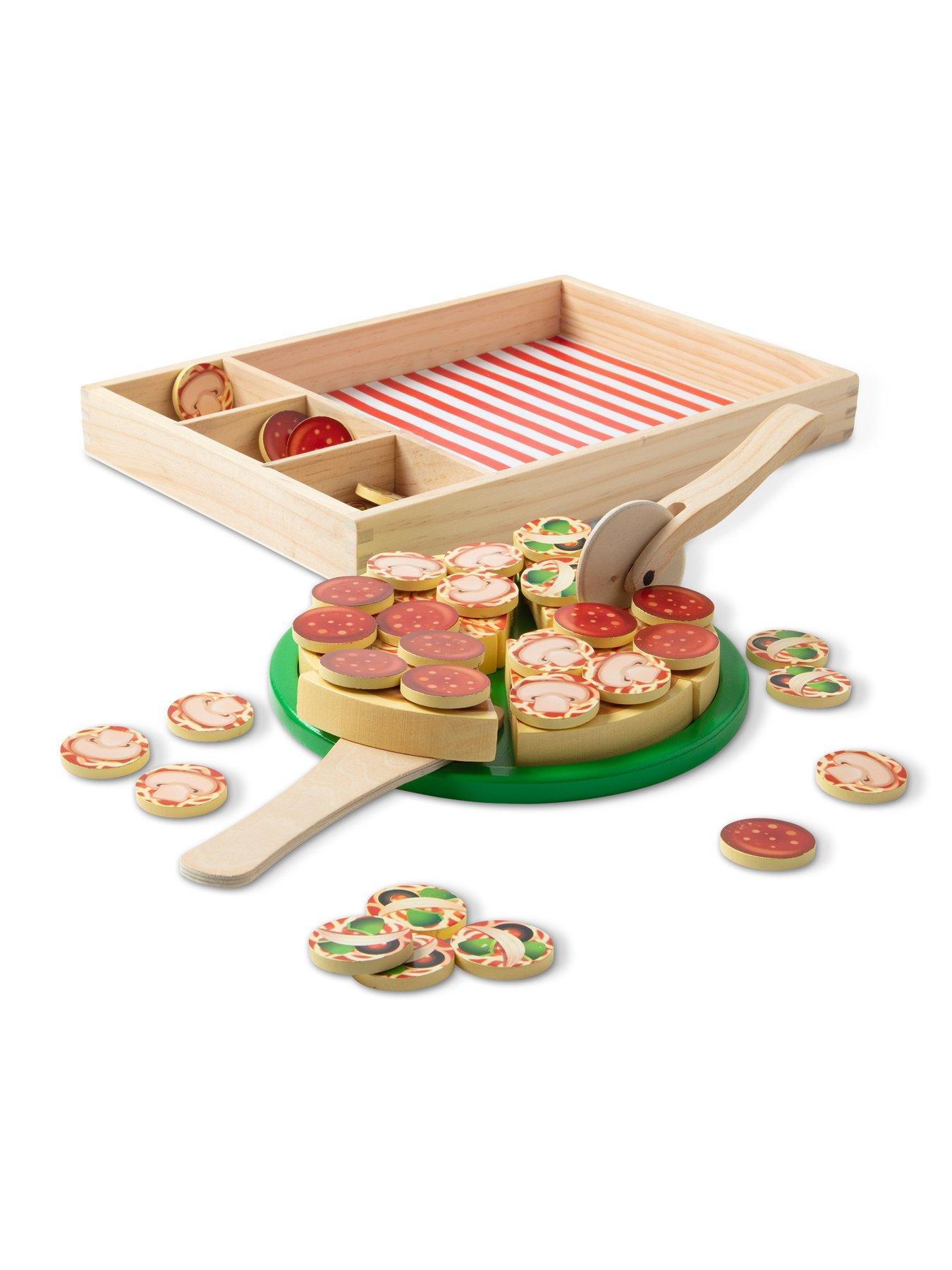 melissa-doug-wooden-pizzadetail