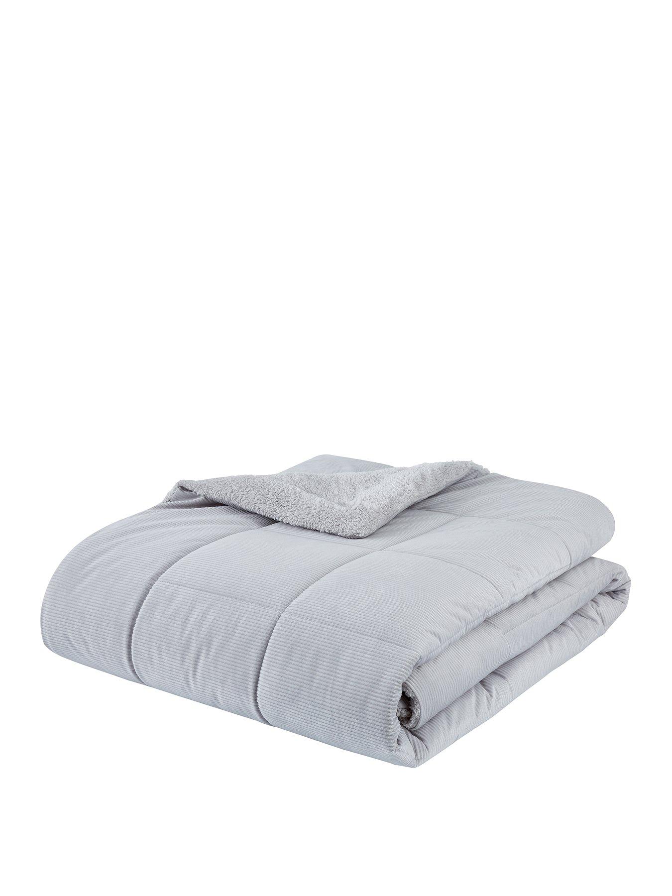 catherine-lansfield-cosy-cord-coverless-duvet-silverstillFront