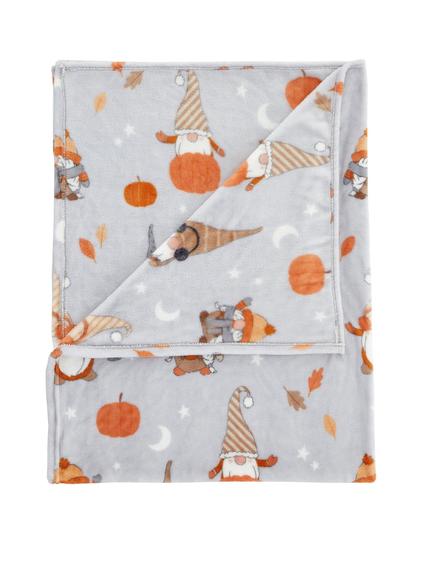 catherine-lansfield-autumn-gonks-throw-greystillFront