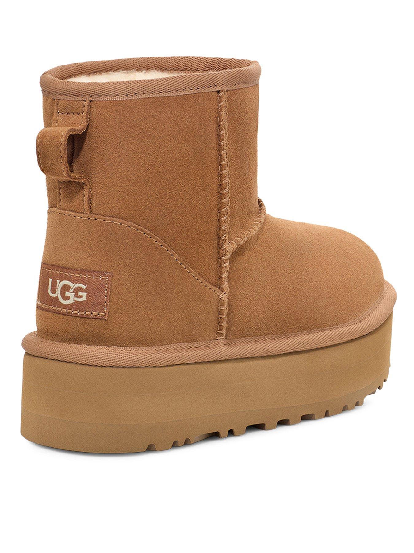 Image 3 of 6 of UGG Kids Classic Mini Platform Classic Boot - Chestnut