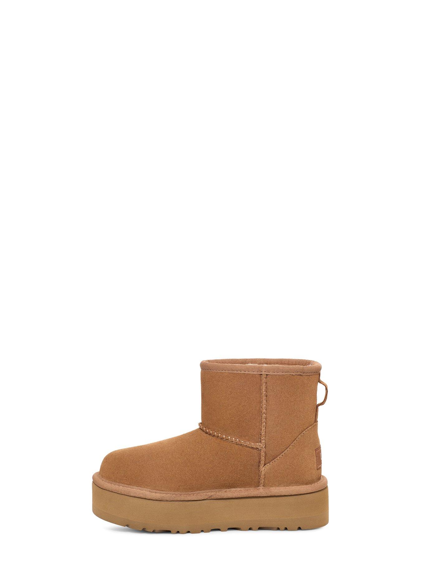 Image 6 of 6 of UGG Kids Classic Mini Platform Classic Boot - Chestnut