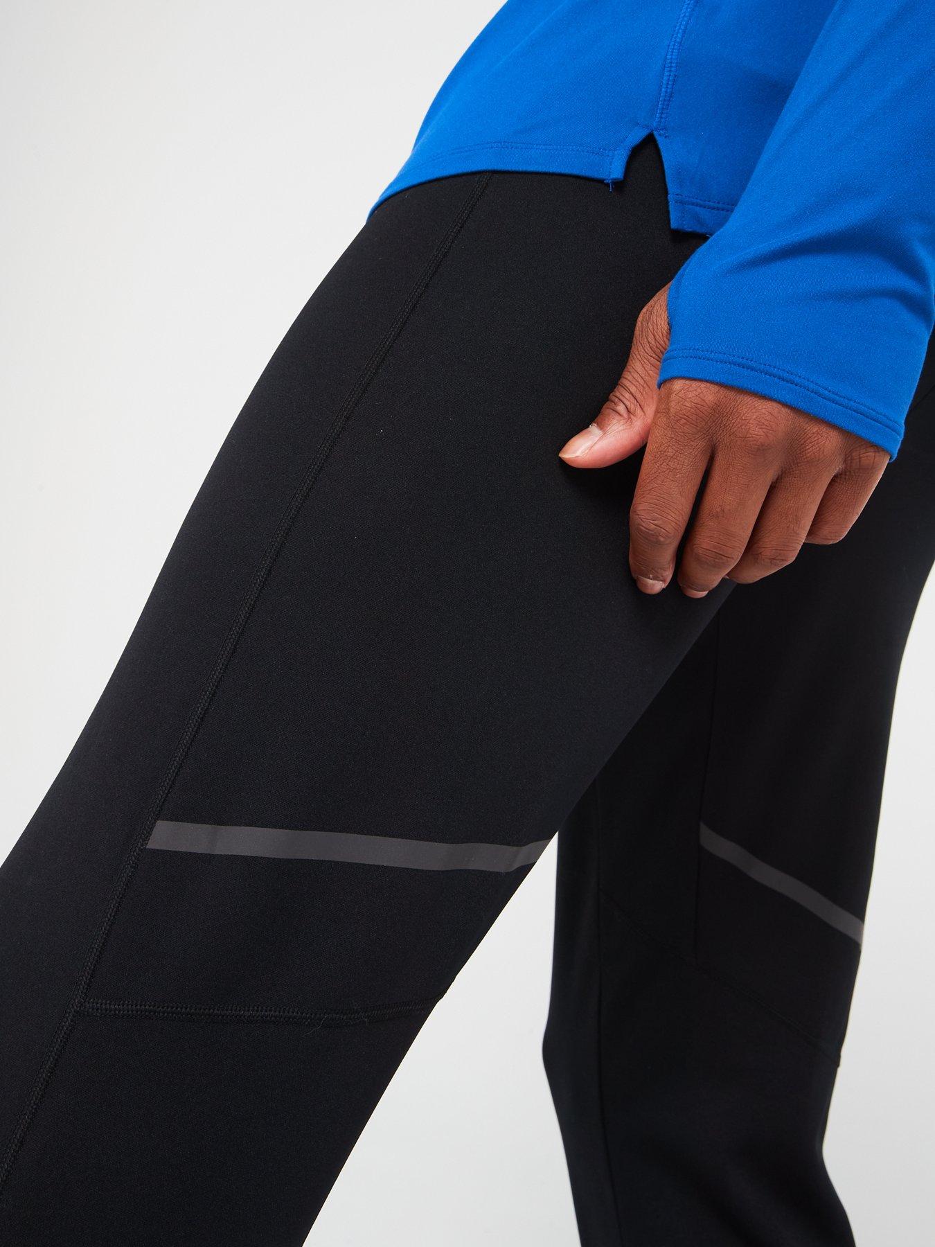 Ron Hill Core Trackster Pants Black A running classic. The Core Trackster®  is a slim functional running pant based on Ron’s design classic that put