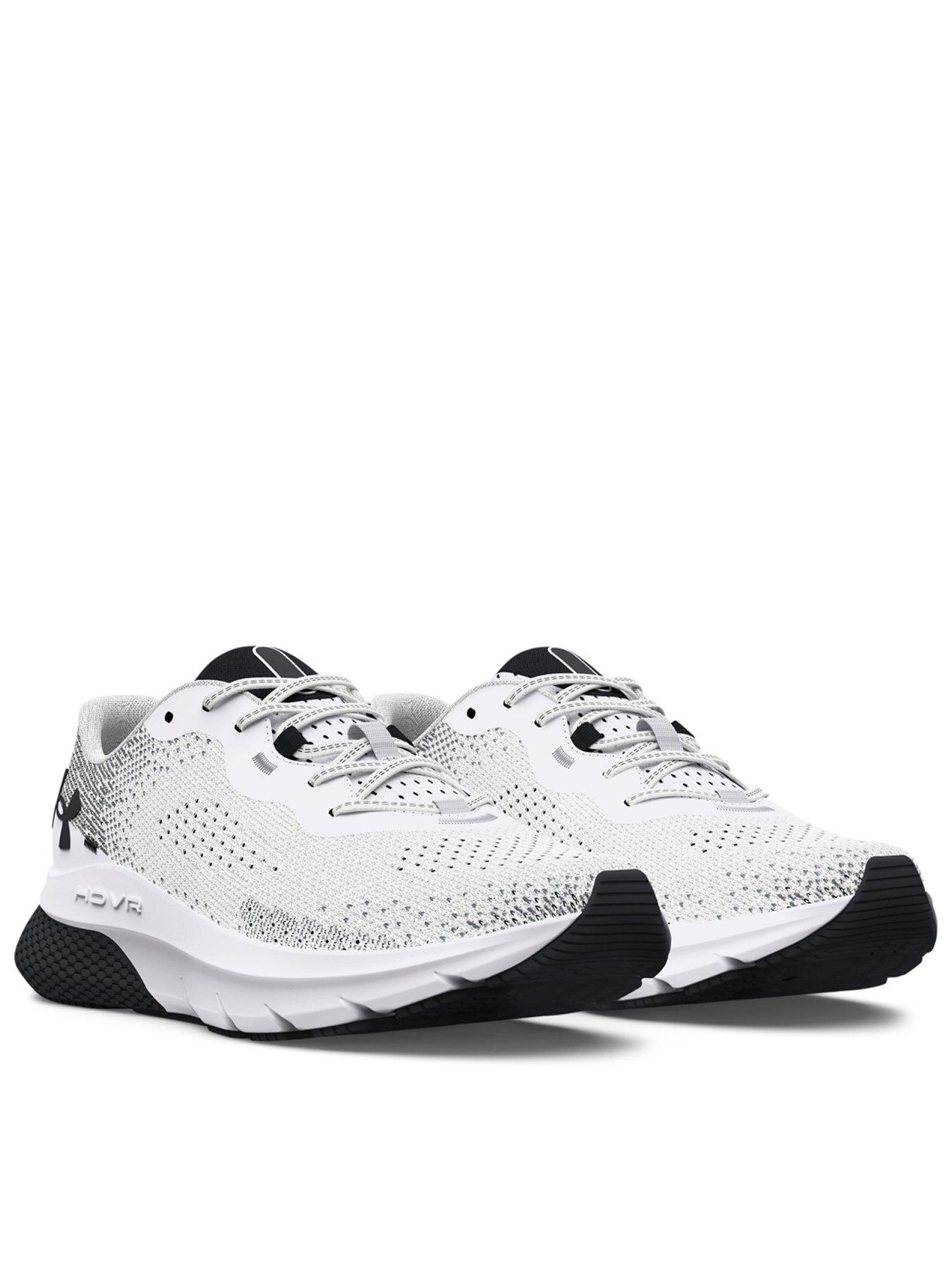 Under armour best sale mens trainers