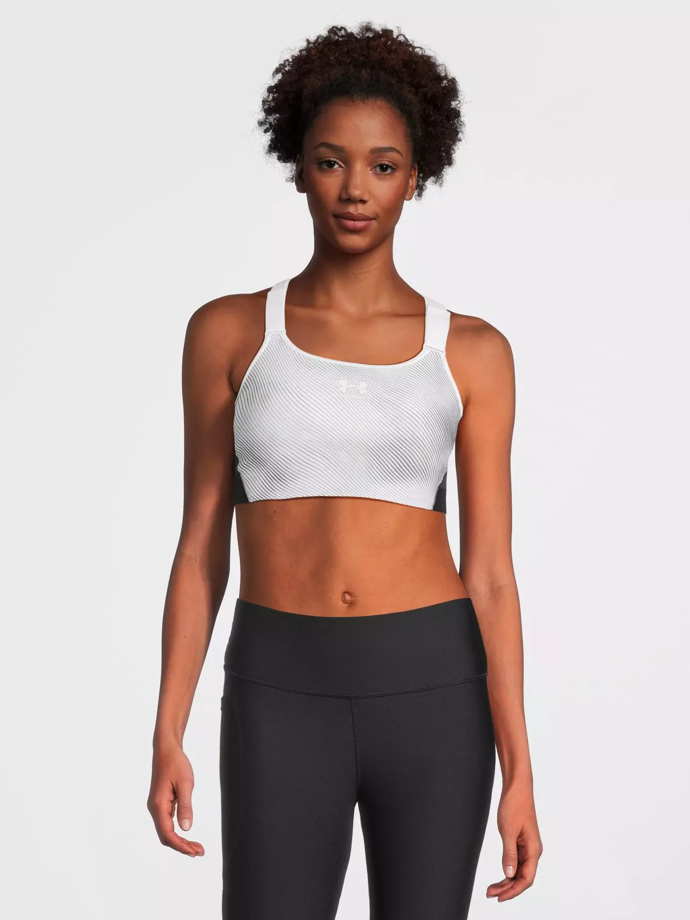 LN Authentic Nike Women's Dri-fit Swoosh Zip Front Medium Support Padded  Sports Bra, Women's Fashion, Activewear on Carousell