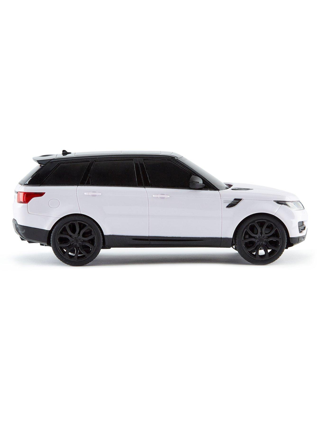 Image 4 of 6 of undefined 1:24 Scale 2014 Range Rover Sport White 2.4Ghz Remote Control Car