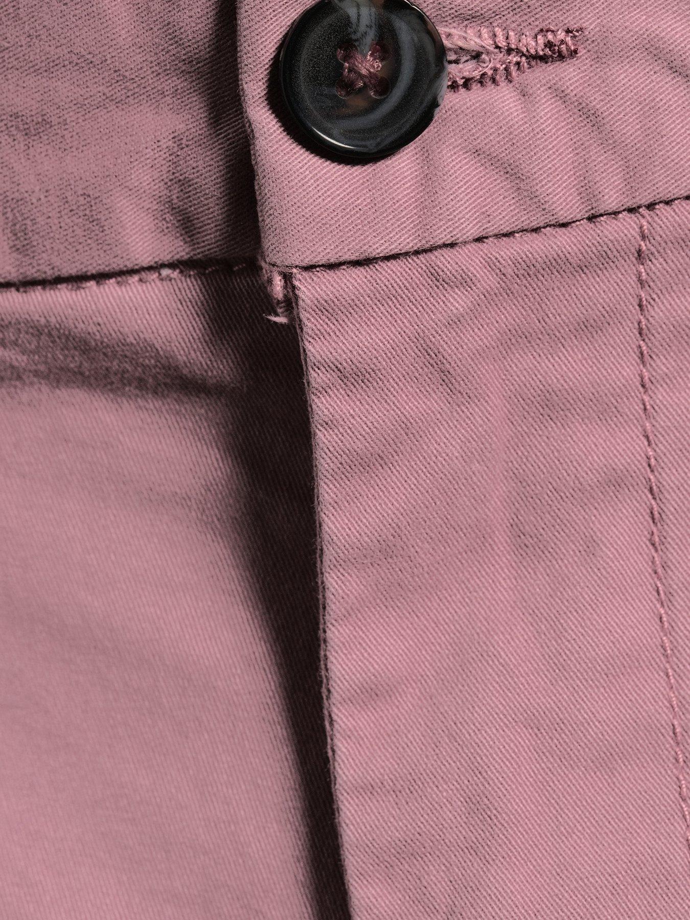 everyday-chino-short-pinkdetail