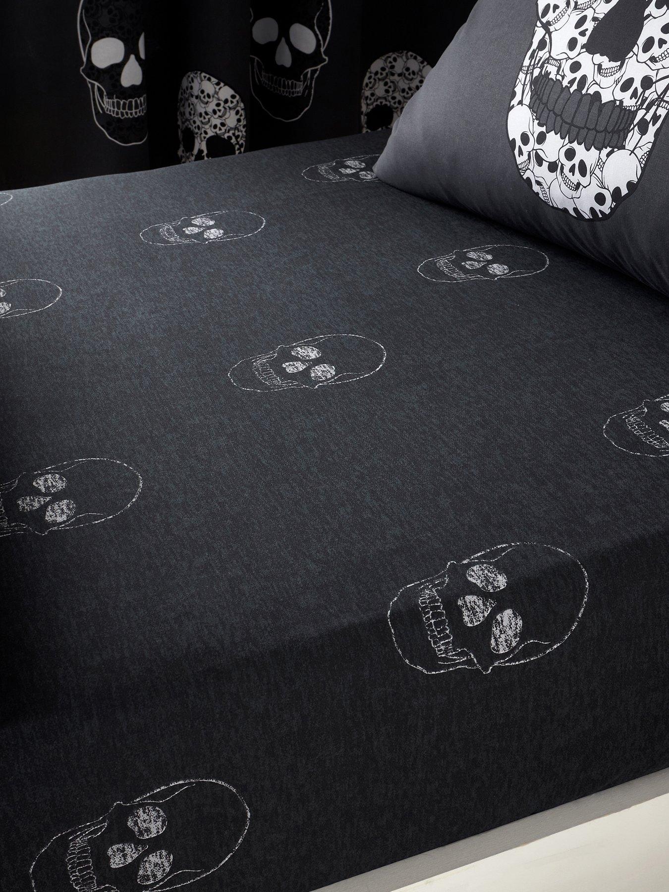 catherine-lansfield-skulls-fitted-sheet-double