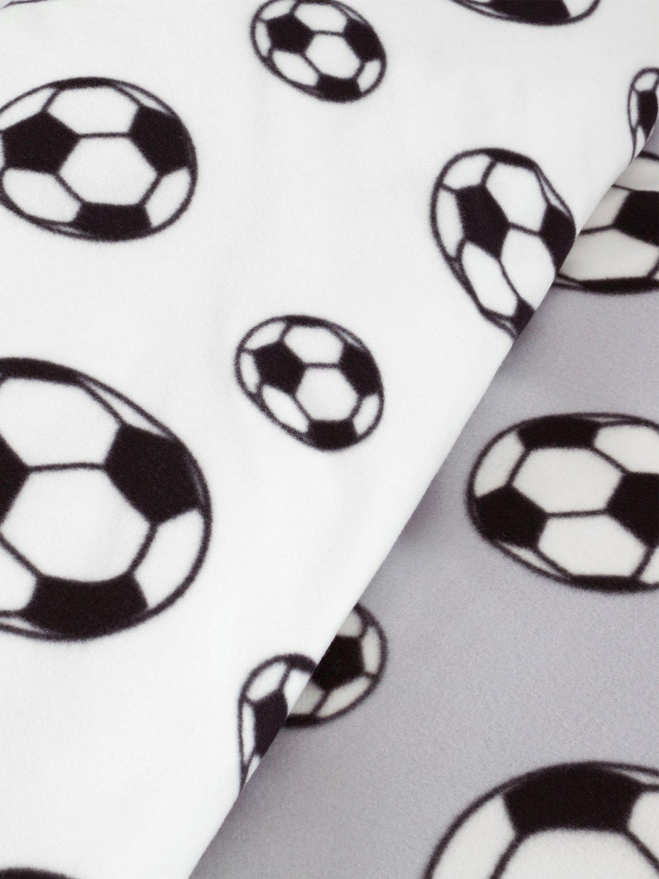 catherine-lansfield-football-soft-cosy-fleece-grey-duvet-cover-setdetail