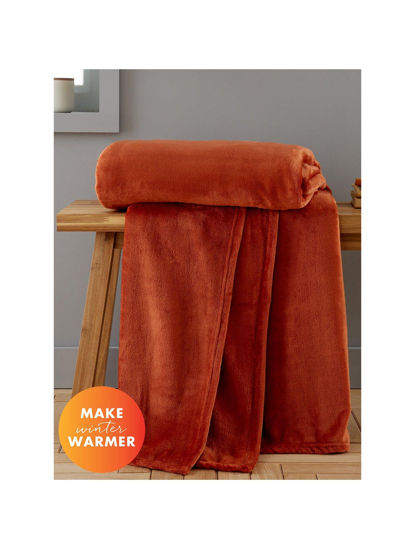 catherine-lansfield-extra-large-raschel-velvet-touch-soft-cosy-throw-burnt-orangestillFront