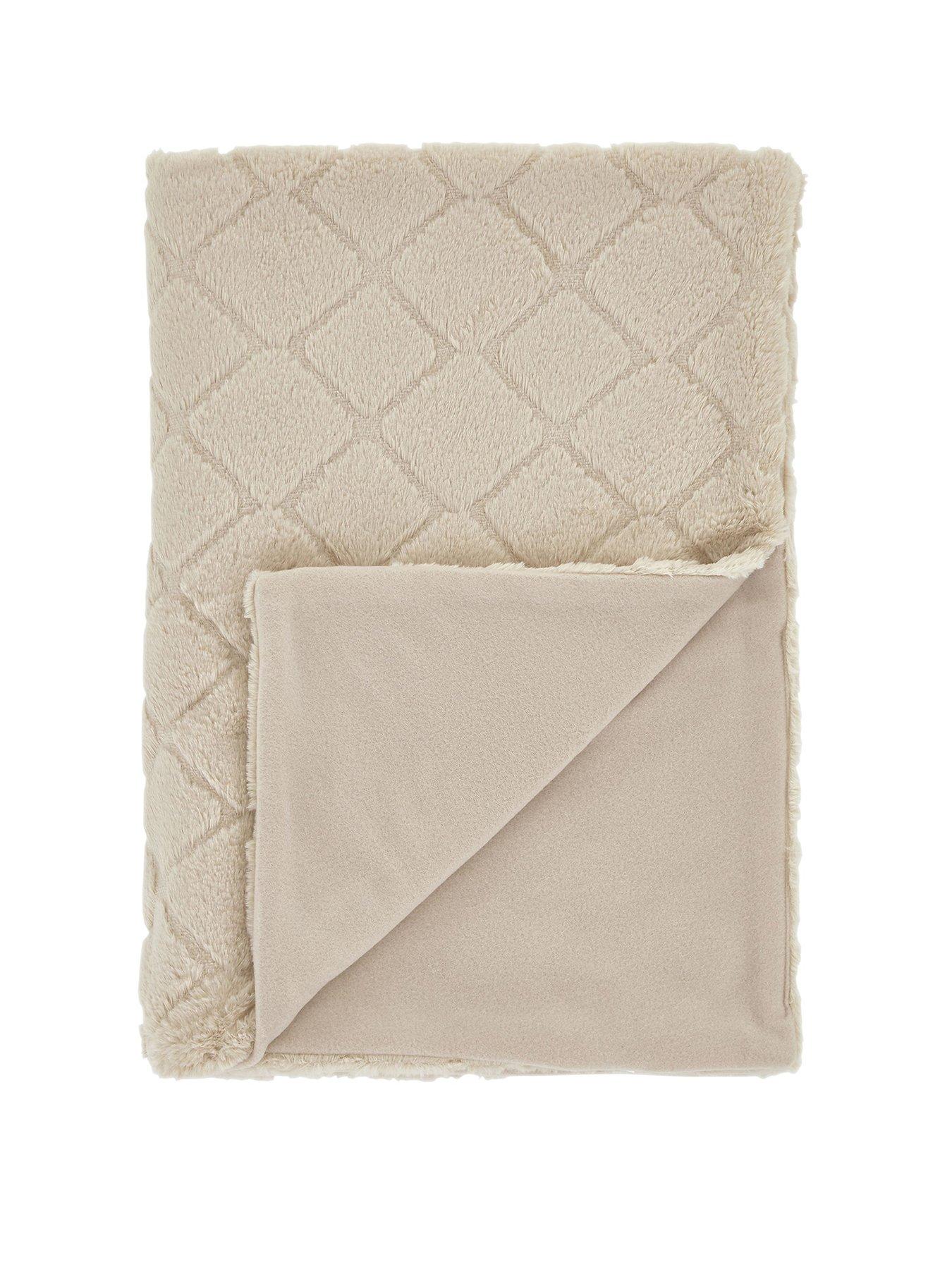 catherine-lansfield-cosy-diamond-soft-throw-naturalstillFront