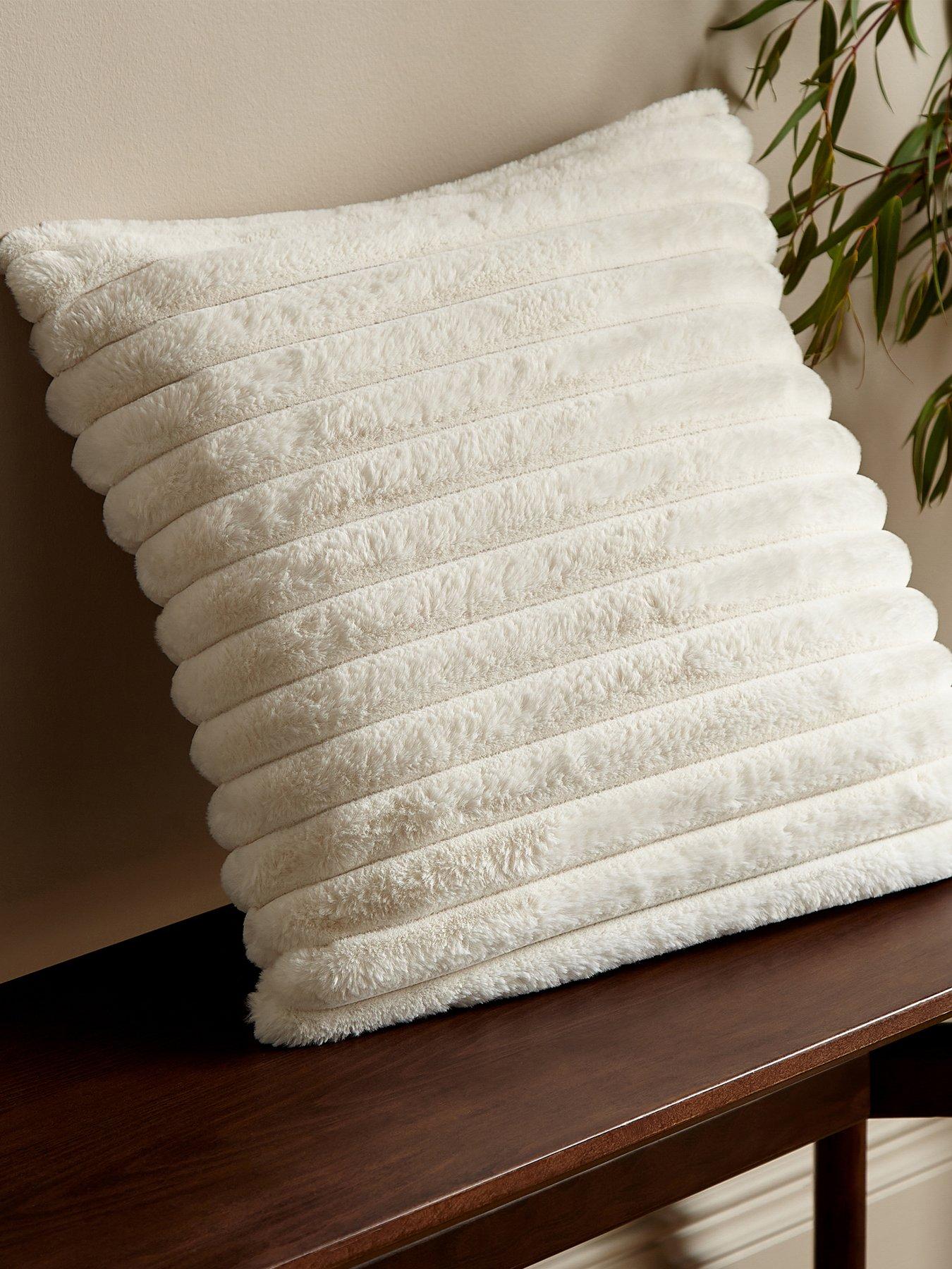 undefined Cosy Ribbed Cushion - Black