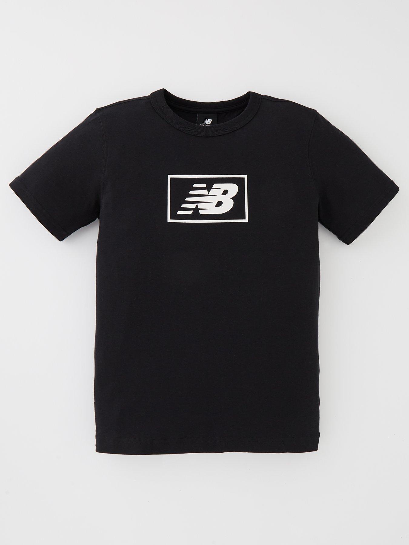 new-balance-essentials-logo-short-sleeves-t-shirt-black