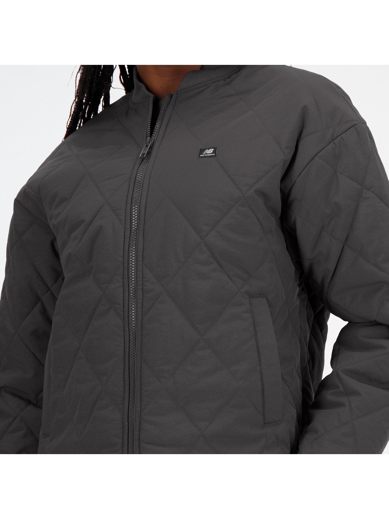 new-balance-athletics-fashion-insulated-jacket-blackoutfit