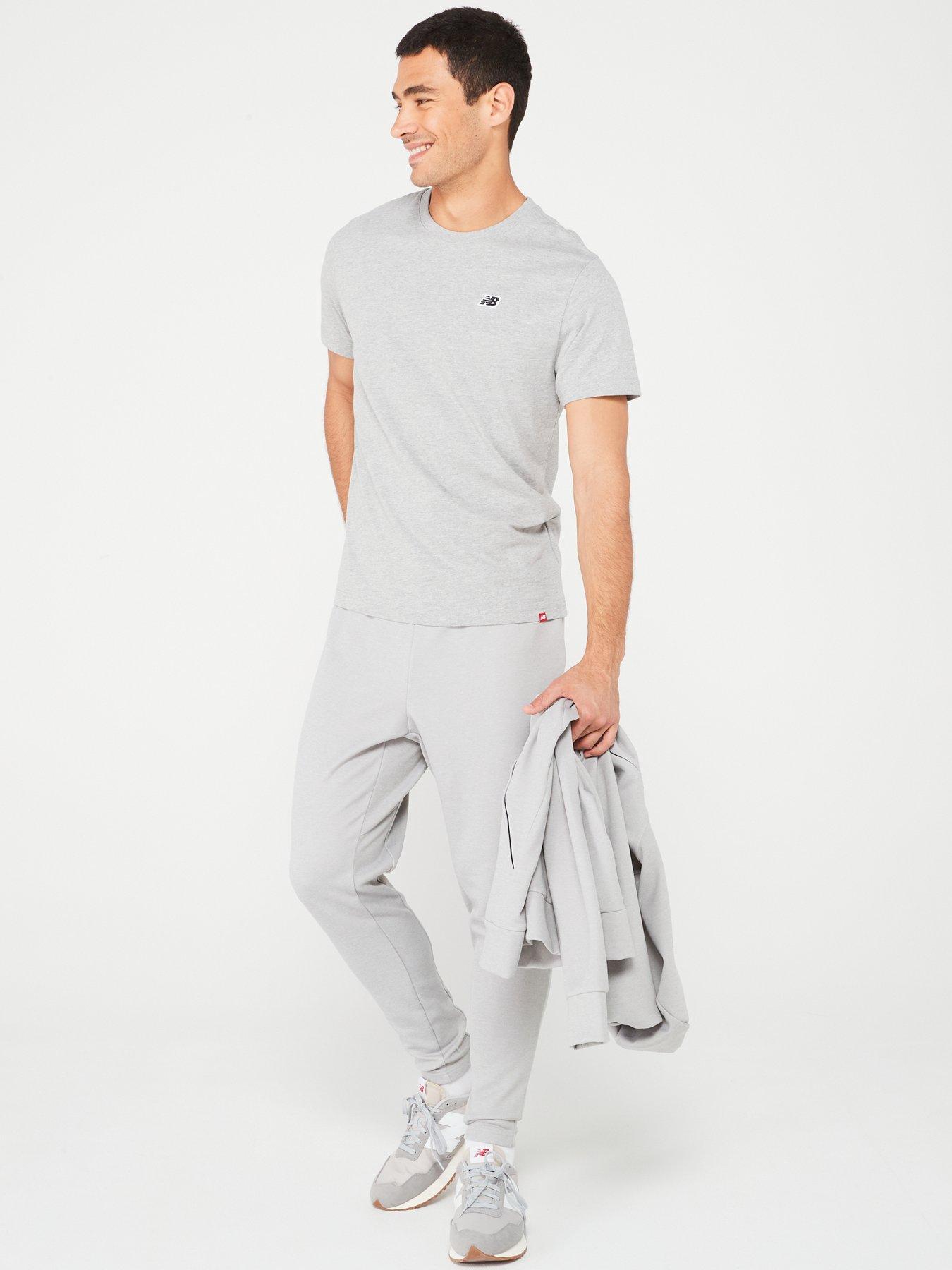 new-balance-small-logo-t-shirt-greyback