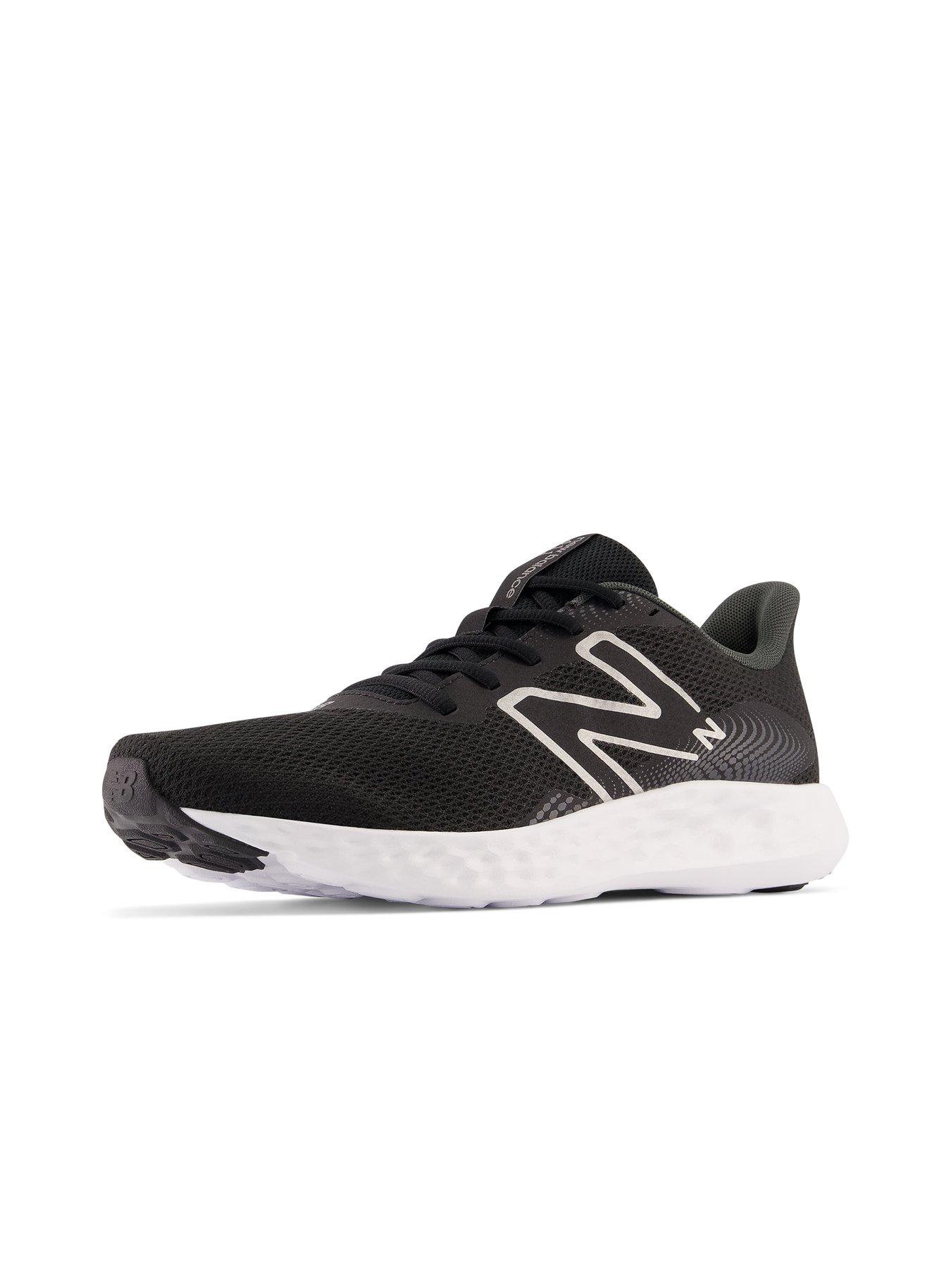 Image 6 of 6 of New Balance Running 411 V3 Trainers - Black