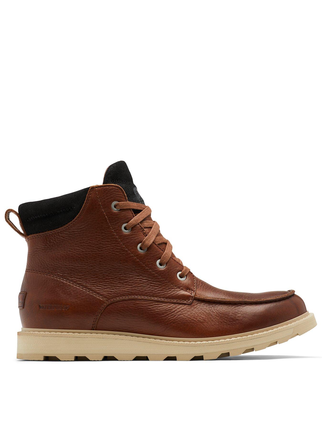 Mens moc outlet boots