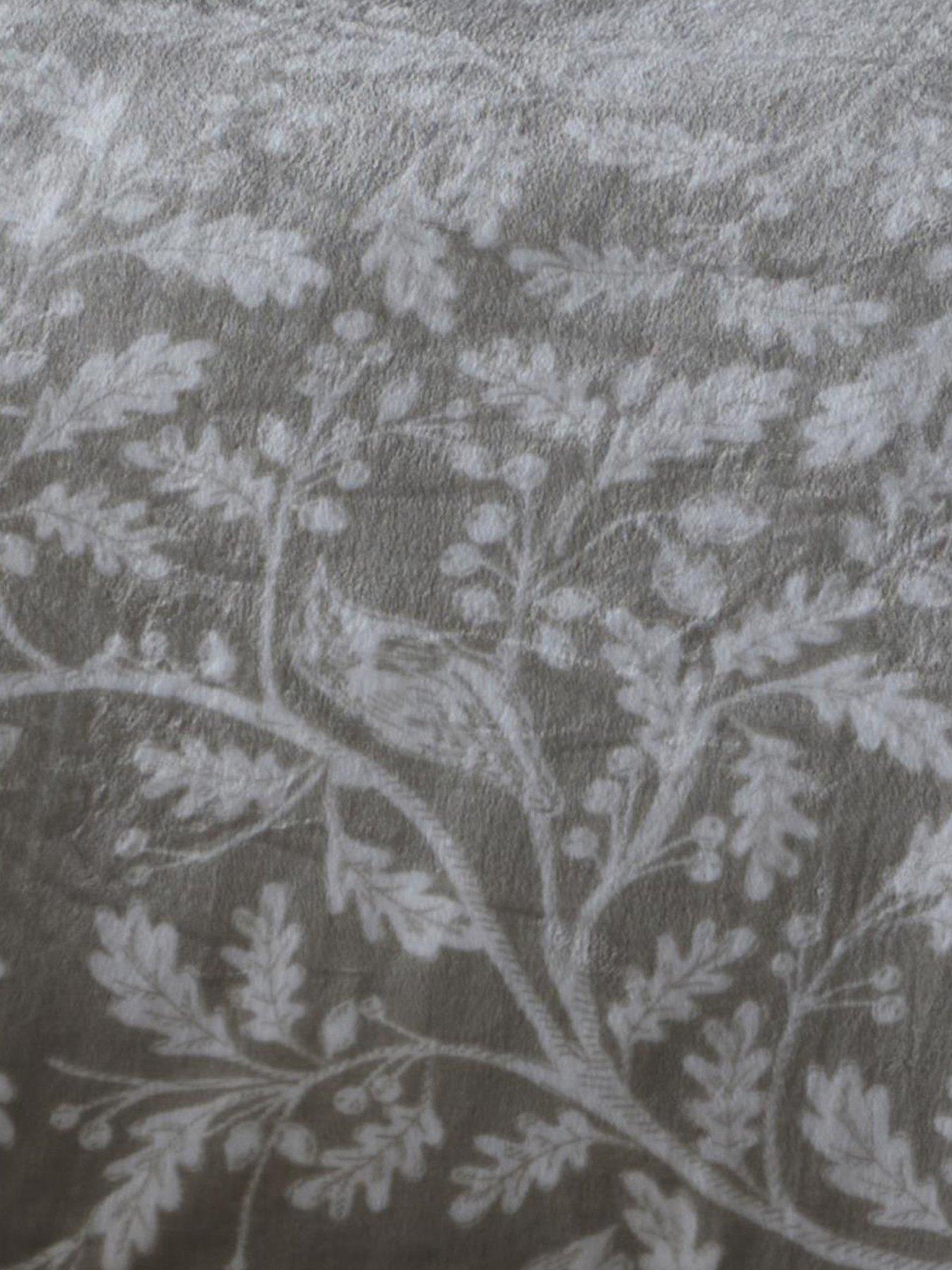 dreams-drapes-woodland-owlsnbspsherpa-throw-naturaloutfit
