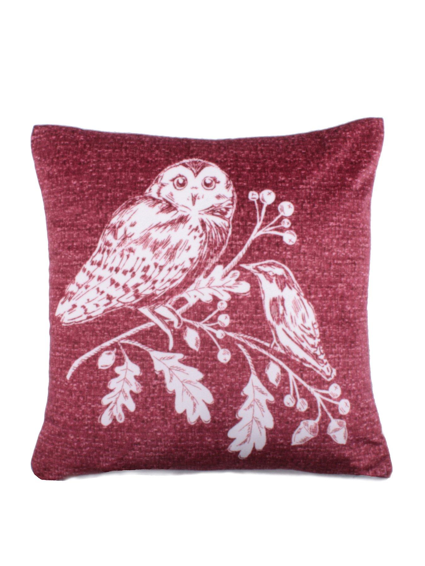 dreams-drapes-woodland-owls-red-sherpa-cushionstillFront