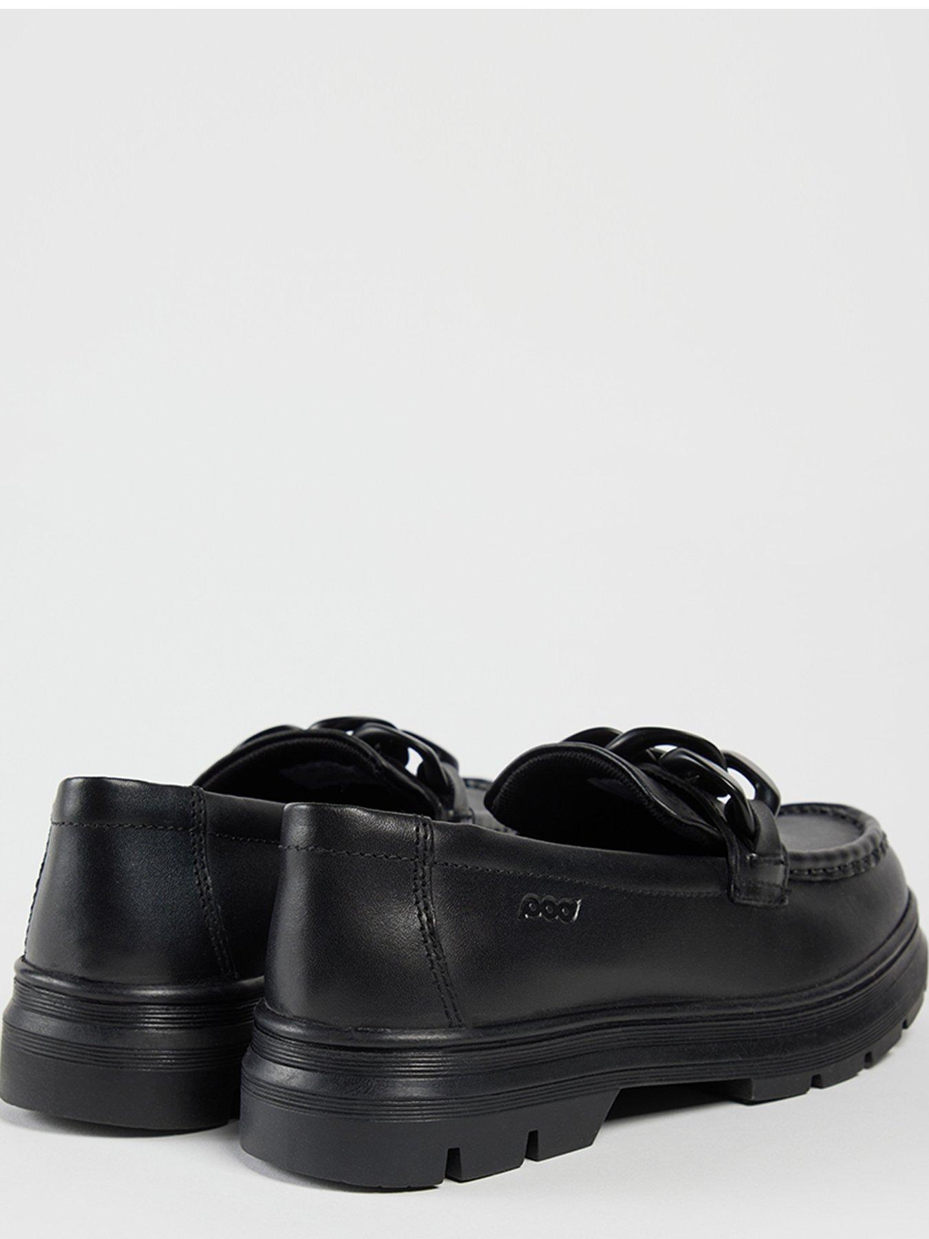 pod-minanbspleather-school-loafer-blackoutfit