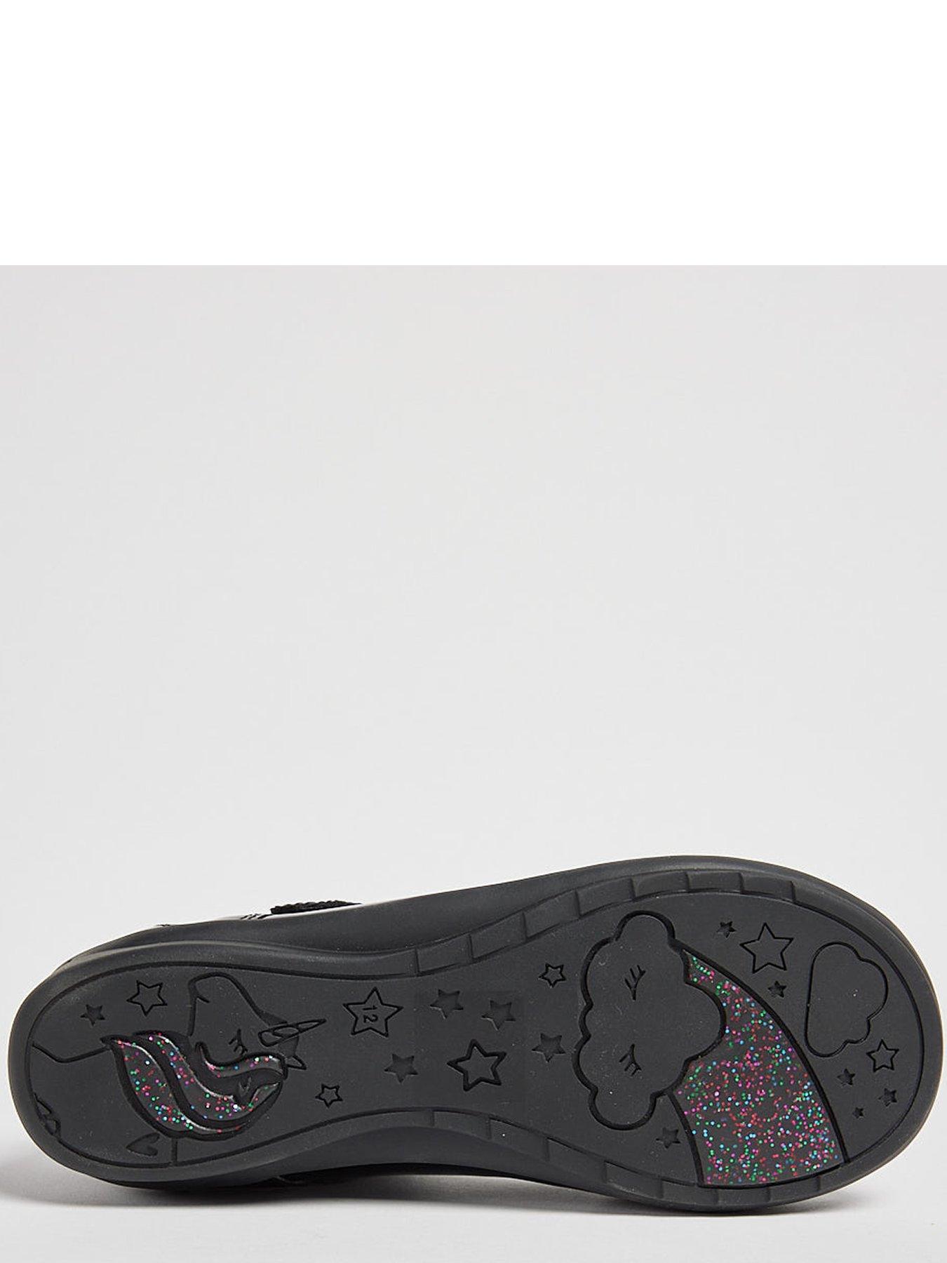 pod-unibow-patent-school-shoe-blackdetail