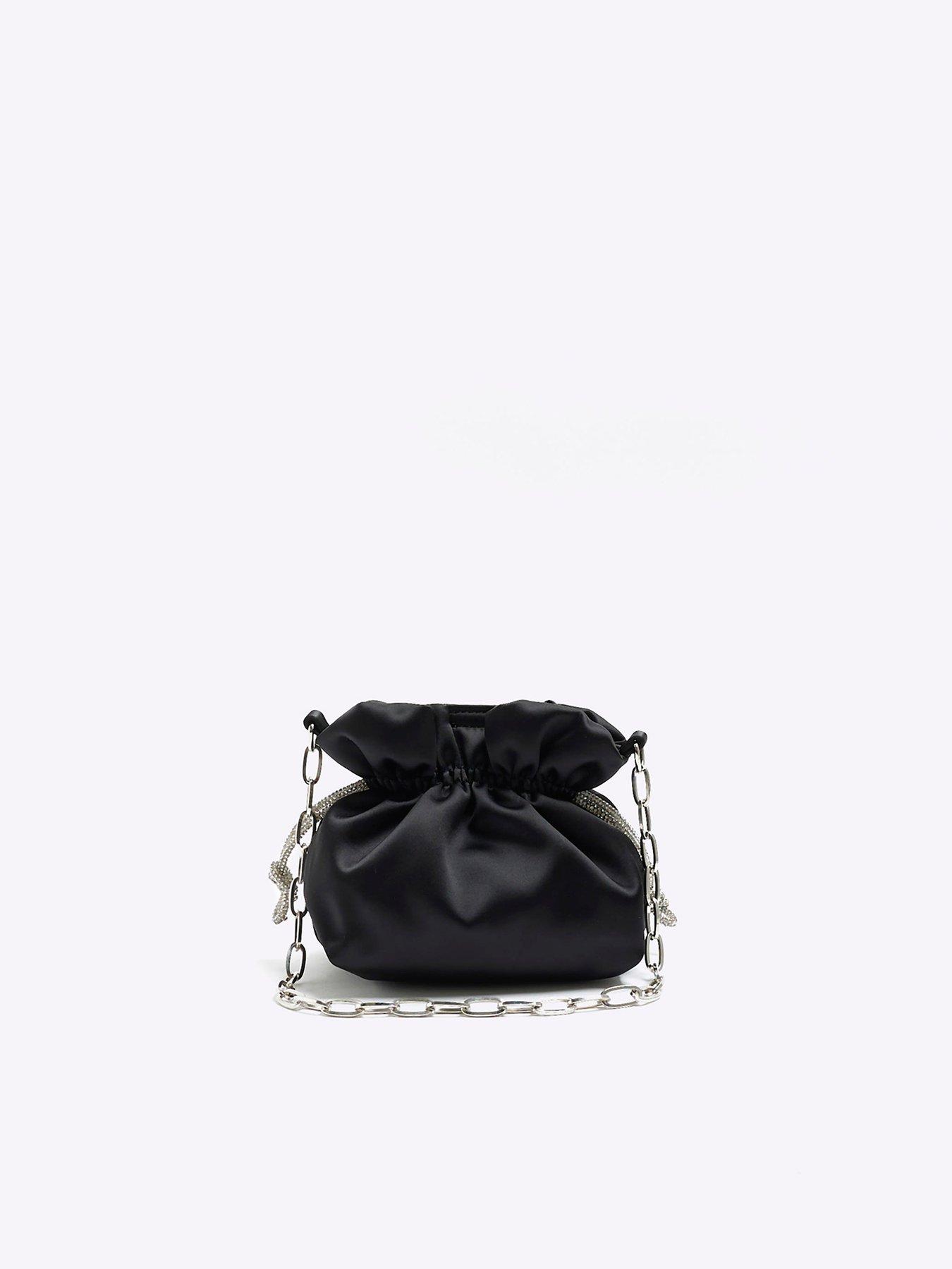 river-island-velvet-drawstring-bag-blackoutfit