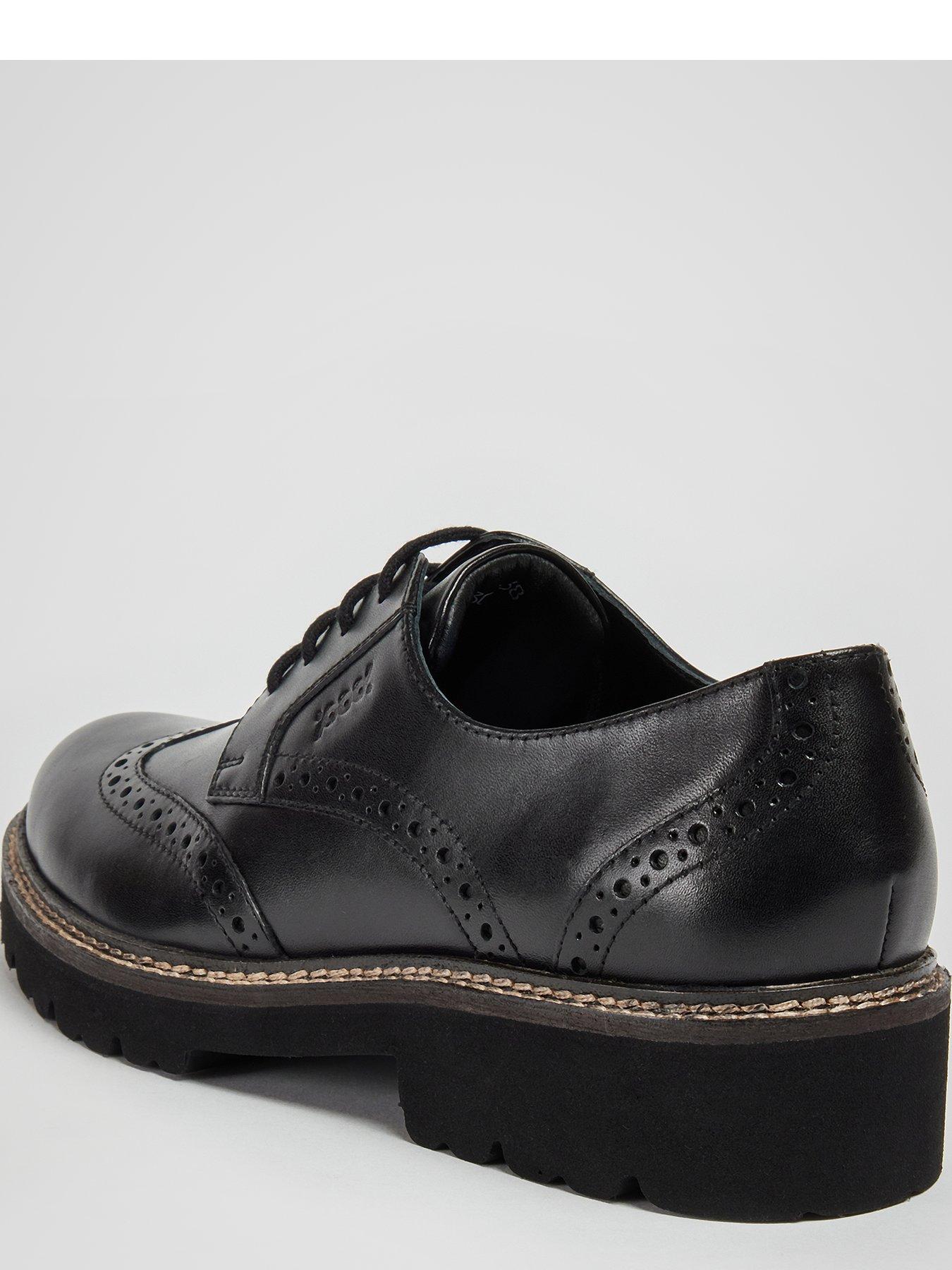 pod-pod-kortney-leather-lace-up-brogues-blackoutfit